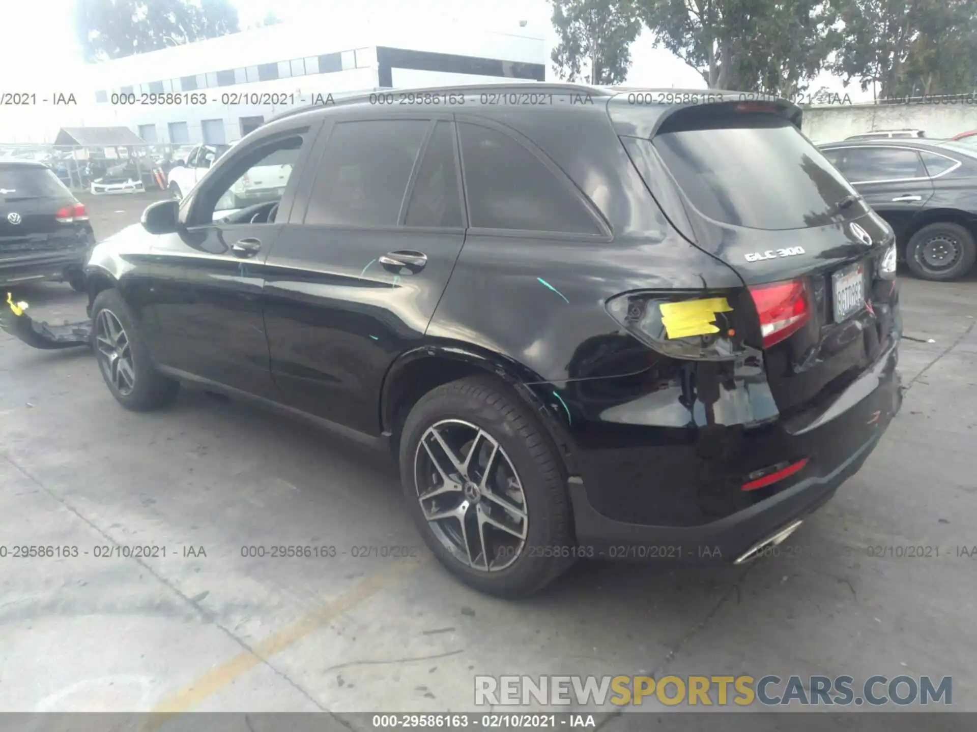 3 Photograph of a damaged car WDC0G4JBXKV142973 MERCEDES-BENZ GLC 2019