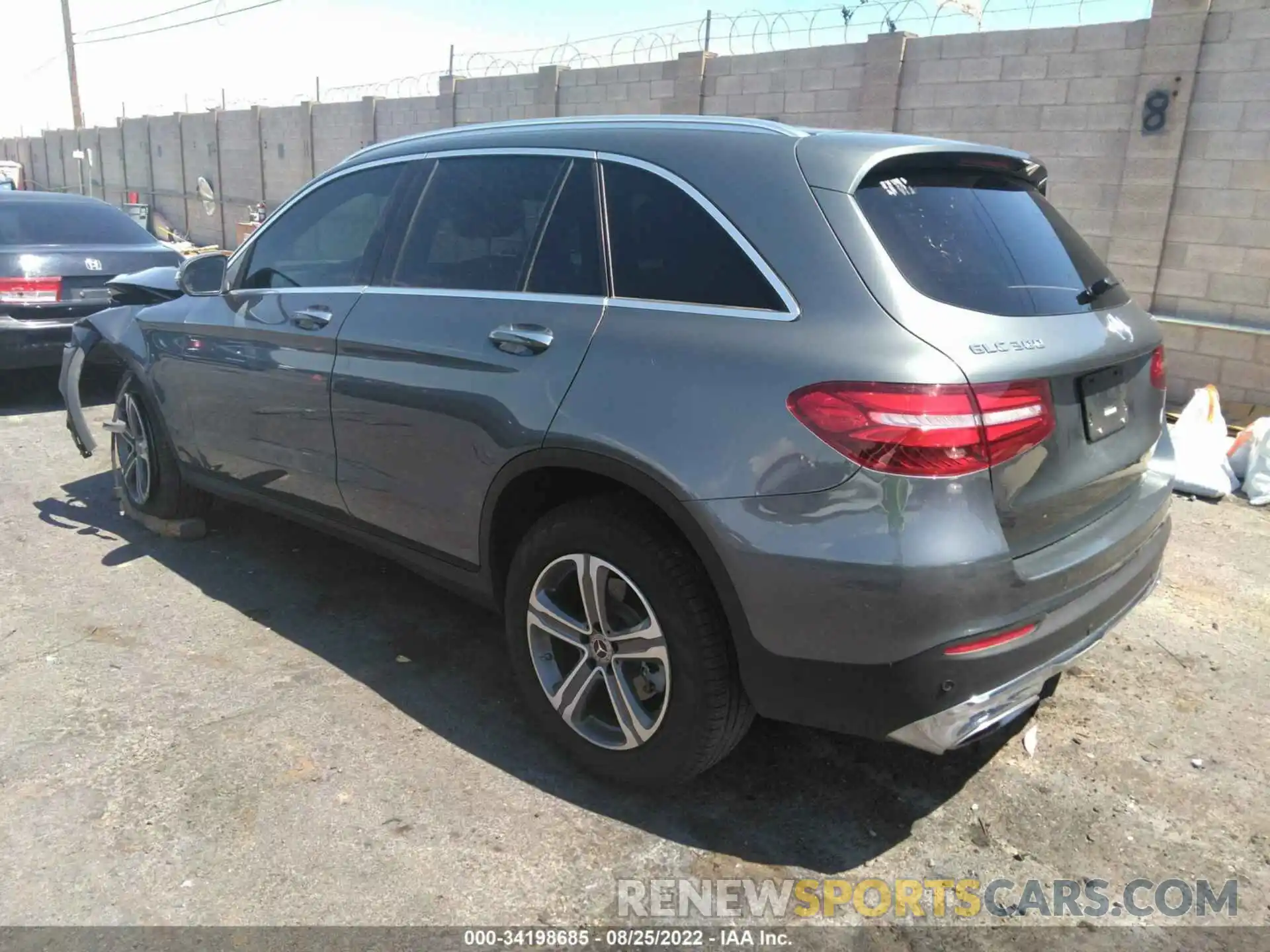 3 Photograph of a damaged car WDC0G4KB0KV177178 MERCEDES-BENZ GLC 2019