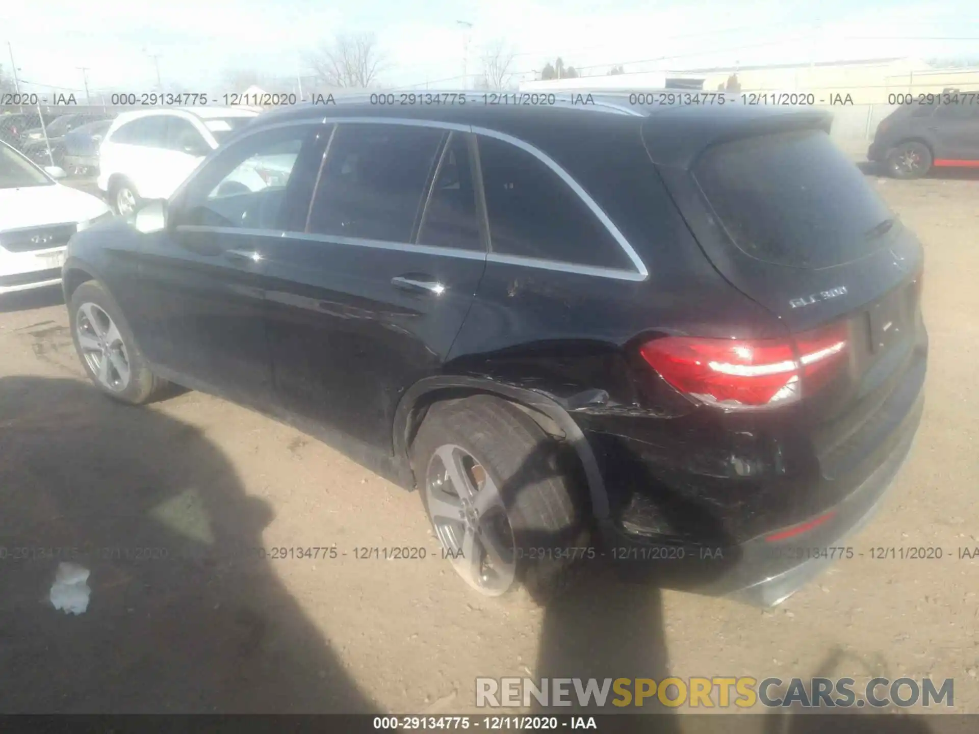 3 Photograph of a damaged car WDC0G4KB0KV189069 MERCEDES-BENZ GLC 2019