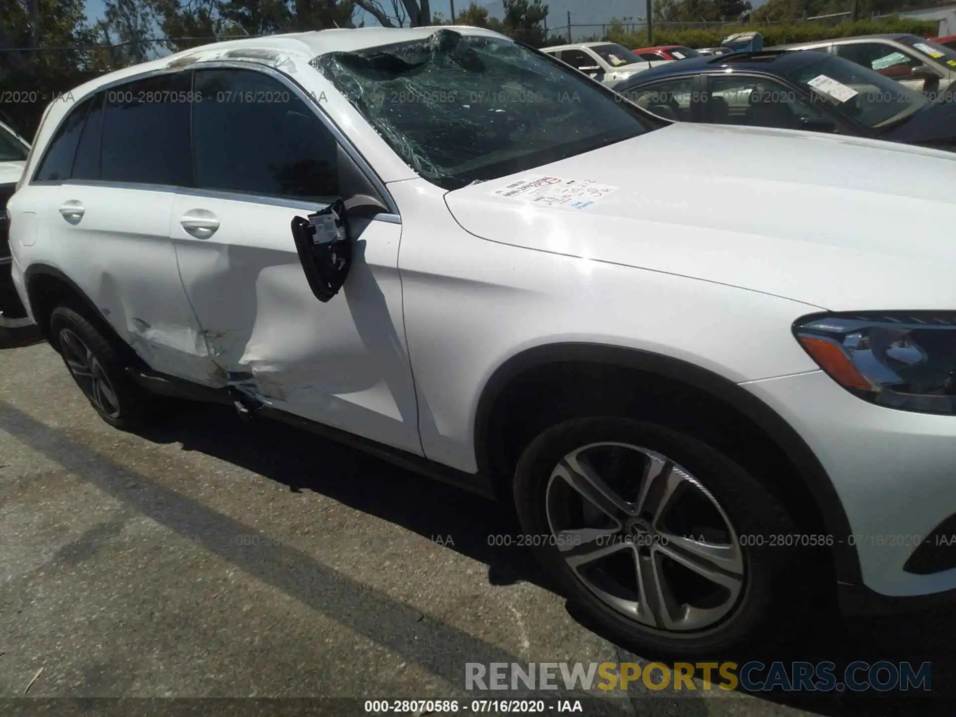 6 Photograph of a damaged car WDC0G4KB0KV195776 MERCEDES-BENZ GLC 2019