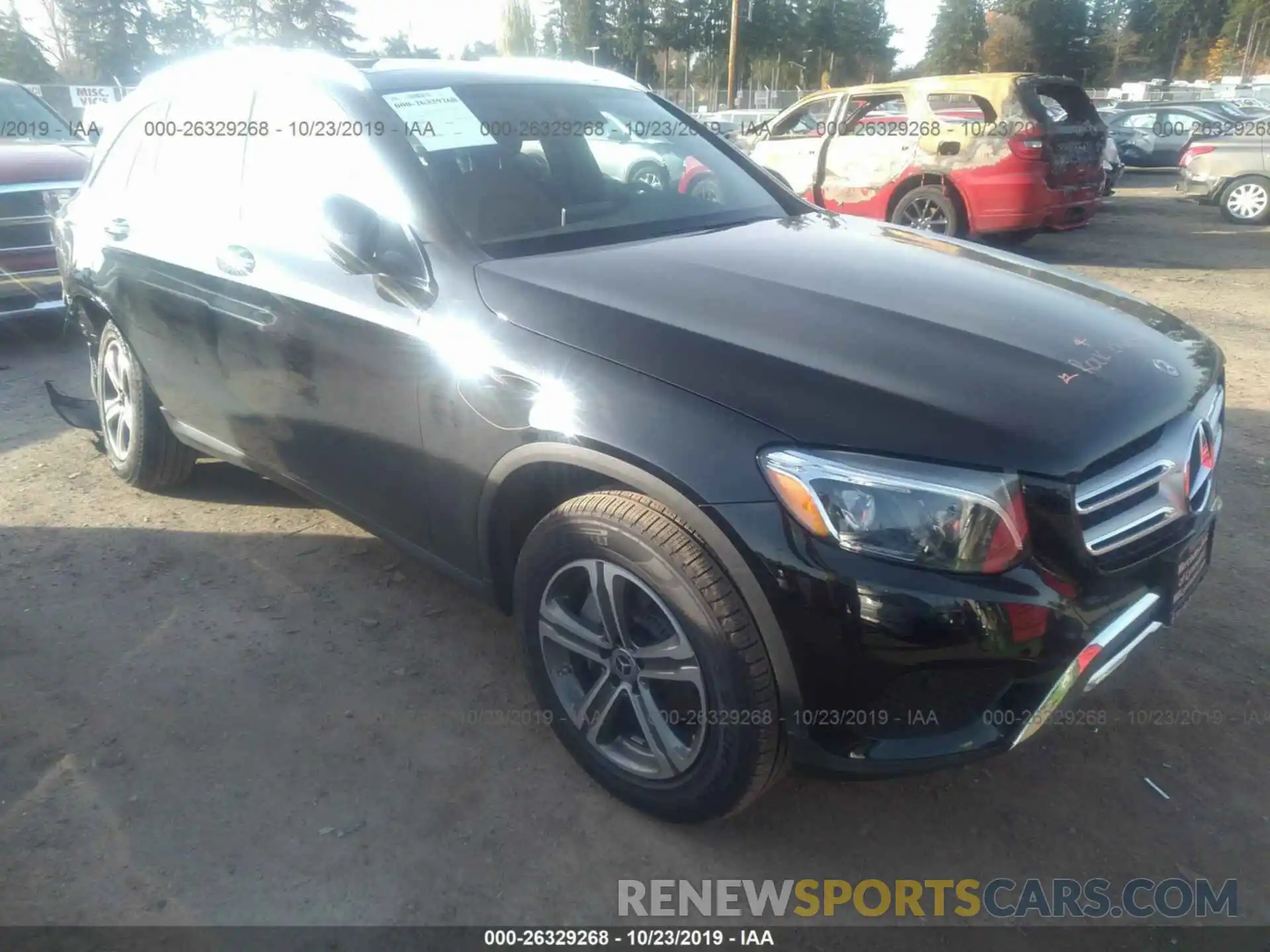 1 Photograph of a damaged car WDC0G4KB1KV165654 MERCEDES-BENZ GLC 2019