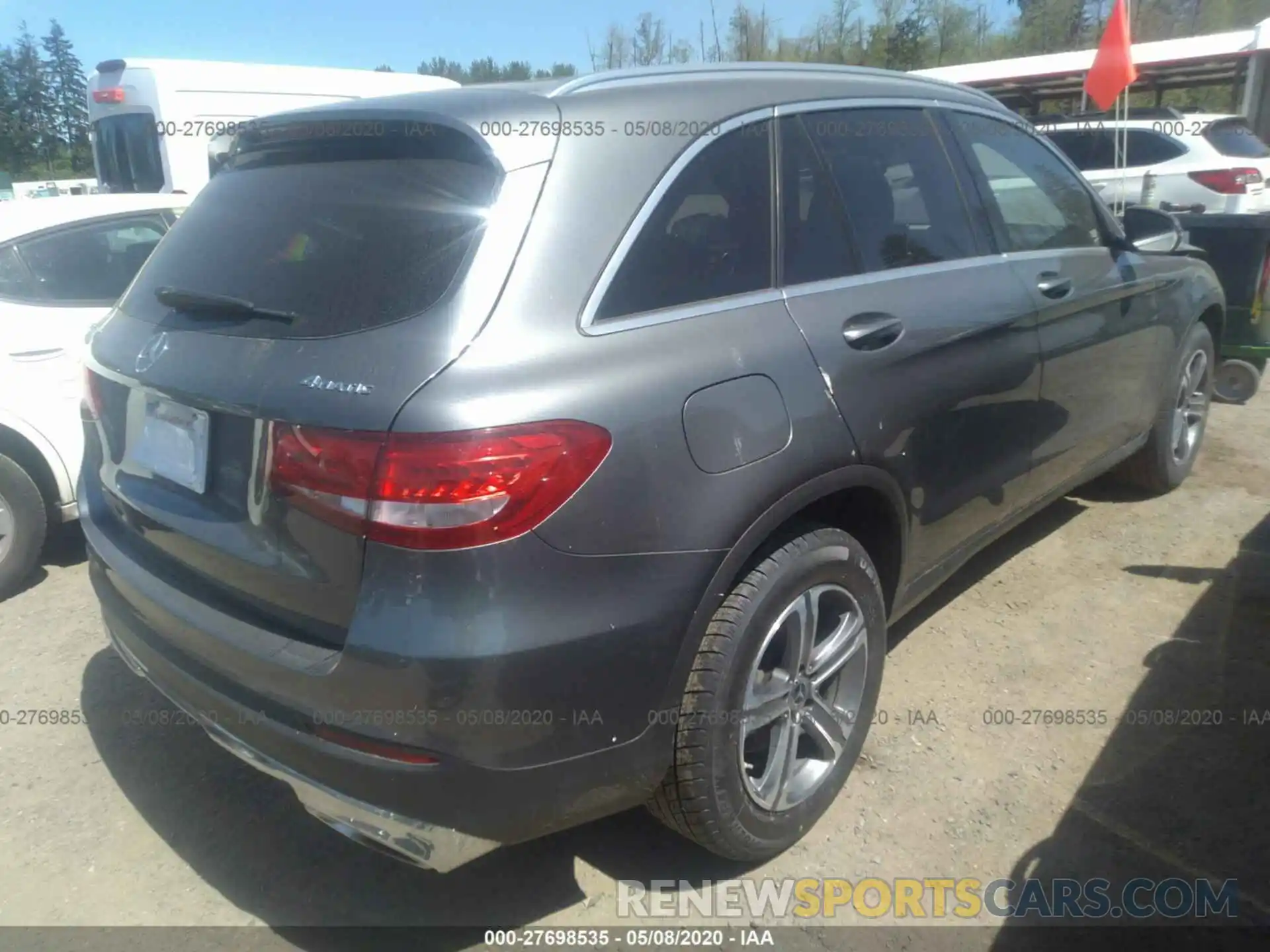 4 Photograph of a damaged car WDC0G4KB2KF584784 MERCEDES-BENZ GLC 2019