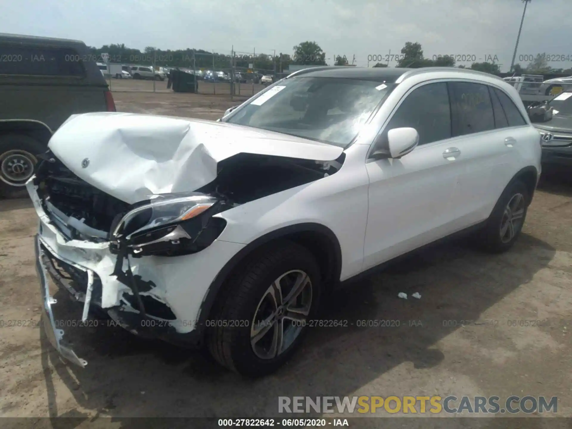 2 Photograph of a damaged car WDC0G4KB2KF643350 MERCEDES-BENZ GLC 2019