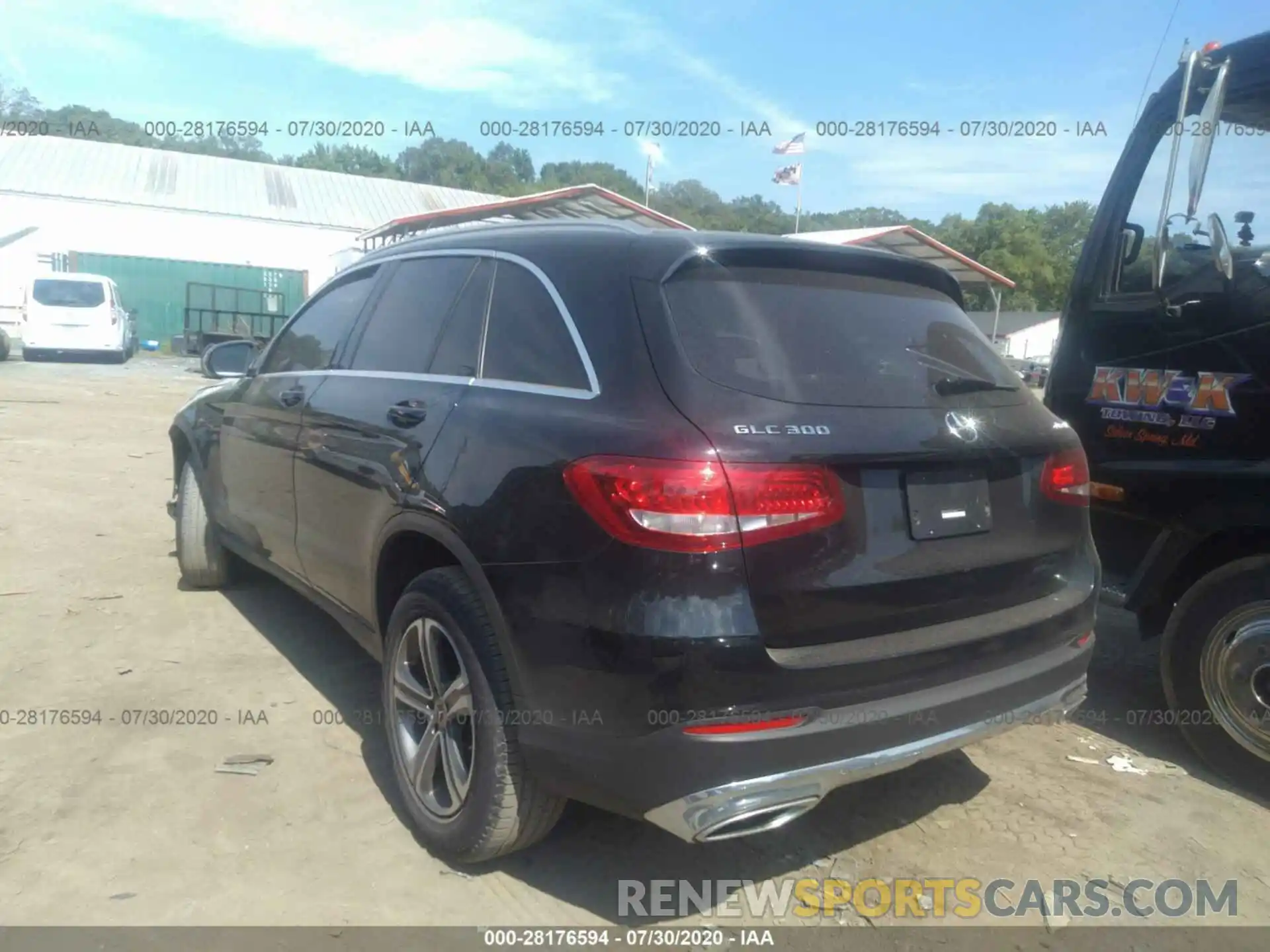 3 Photograph of a damaged car WDC0G4KB2KV149348 MERCEDES-BENZ GLC 2019