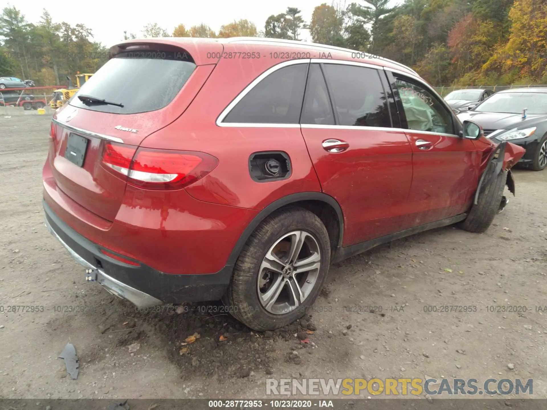 4 Photograph of a damaged car WDC0G4KB2KV175562 MERCEDES-BENZ GLC 2019