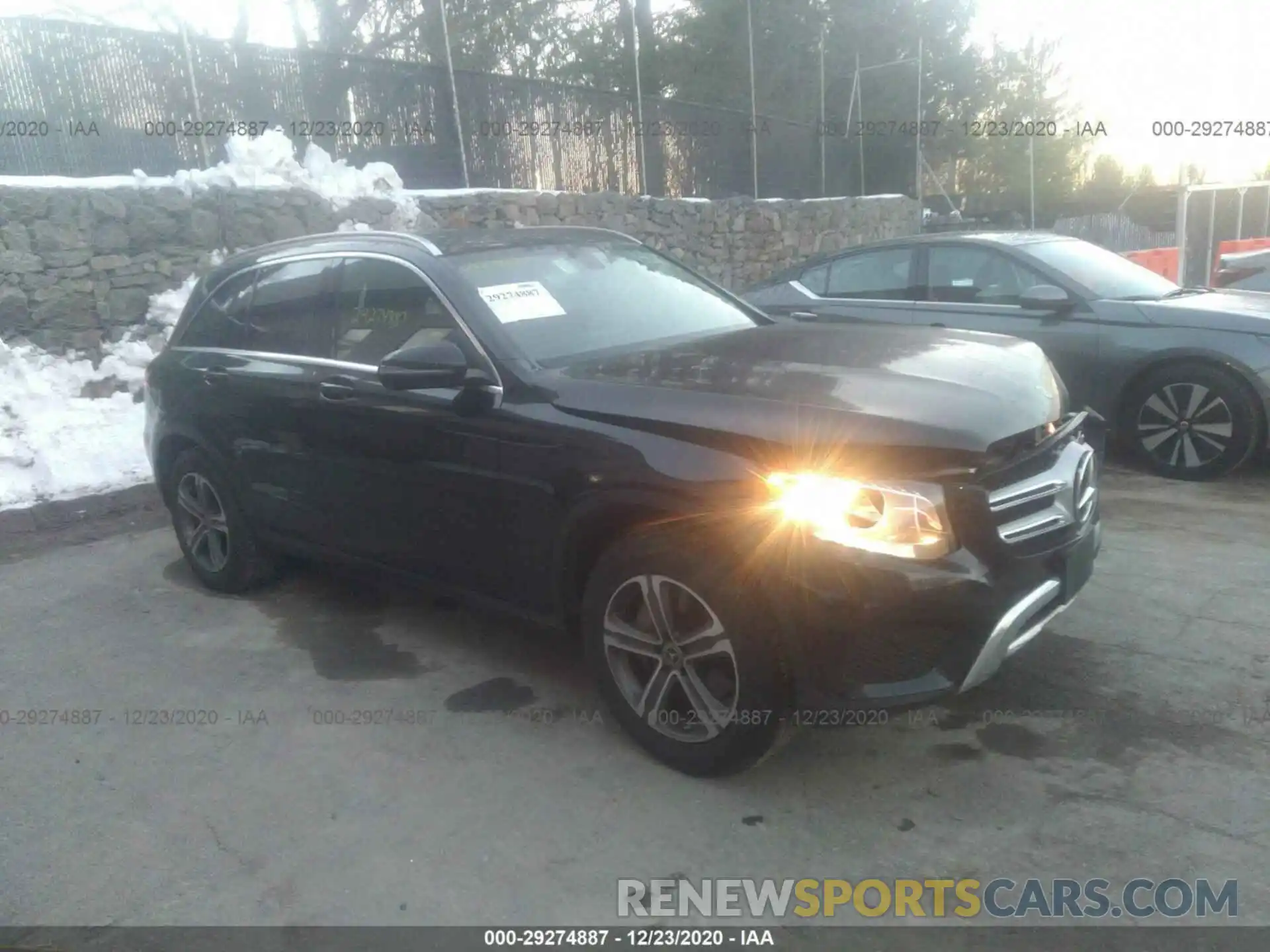 1 Photograph of a damaged car WDC0G4KB3KV159886 MERCEDES-BENZ GLC 2019