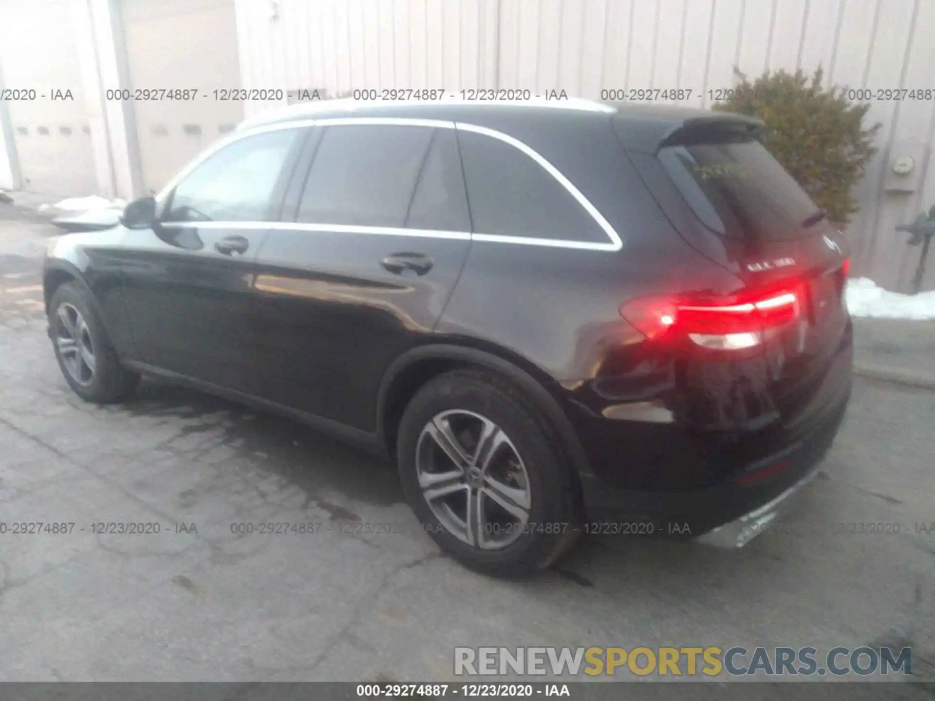 3 Photograph of a damaged car WDC0G4KB3KV159886 MERCEDES-BENZ GLC 2019