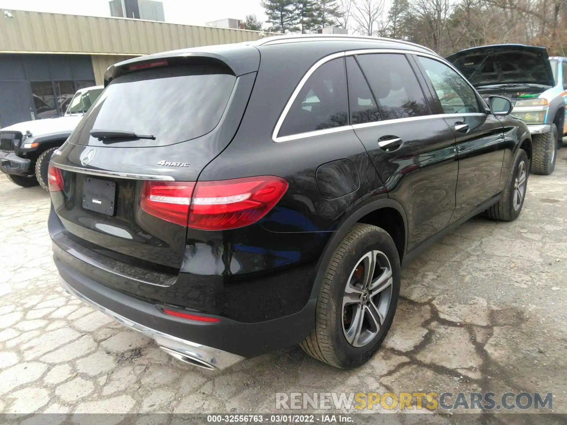 4 Photograph of a damaged car WDC0G4KB4KF668122 MERCEDES-BENZ GLC 2019