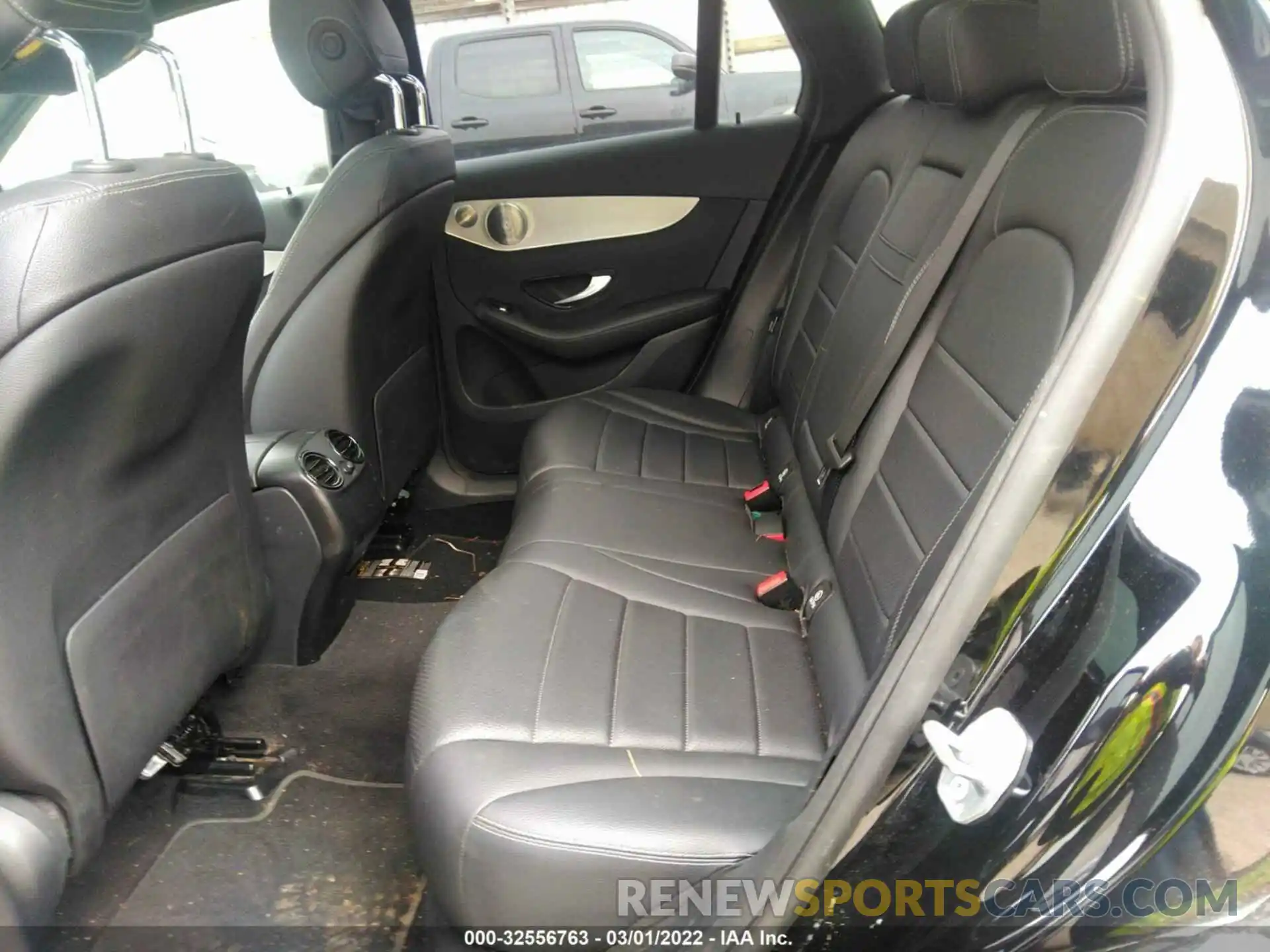 8 Photograph of a damaged car WDC0G4KB4KF668122 MERCEDES-BENZ GLC 2019