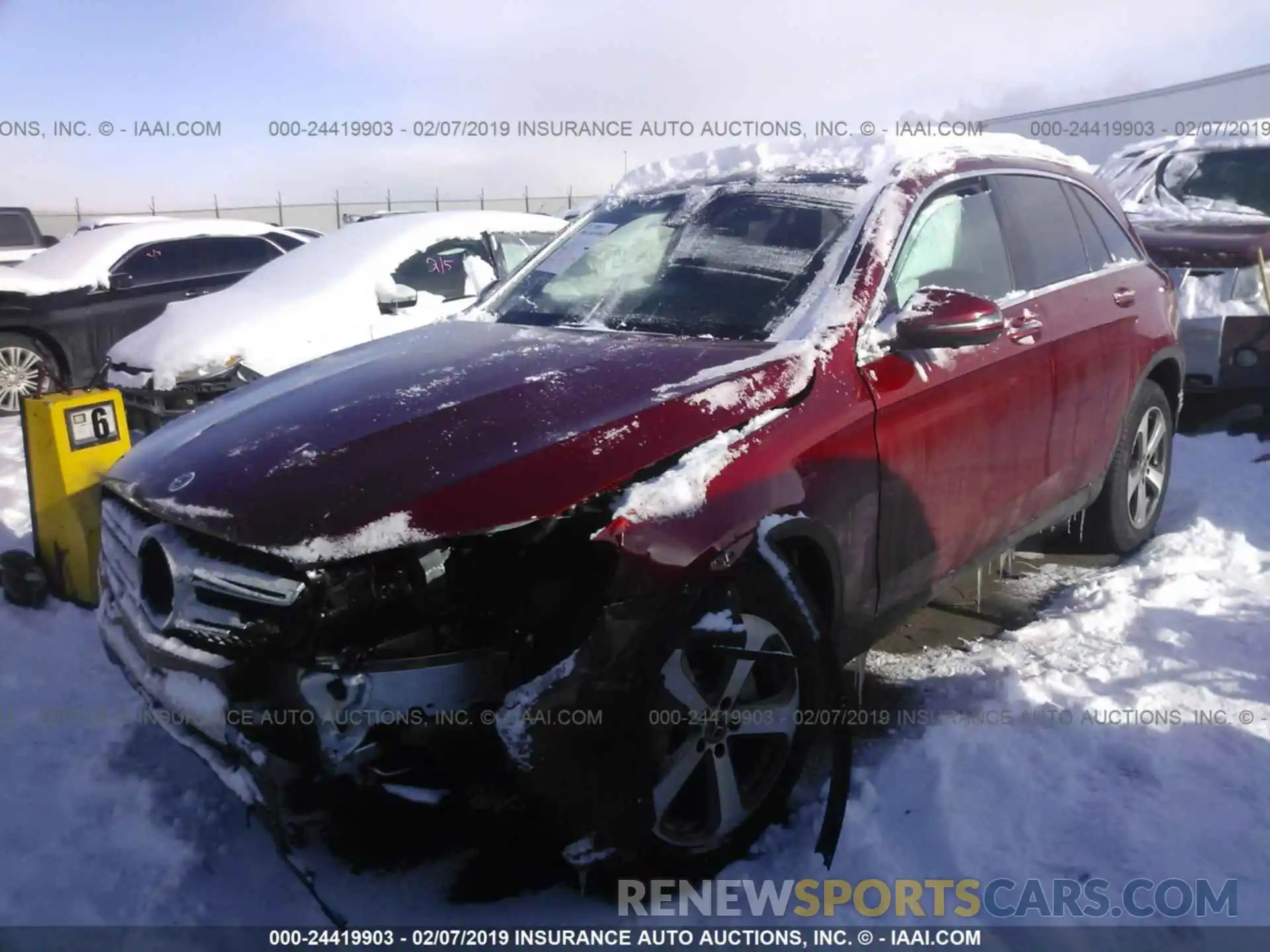 2 Photograph of a damaged car WDC0G4KB6KF572802 MERCEDES-BENZ GLC 2019