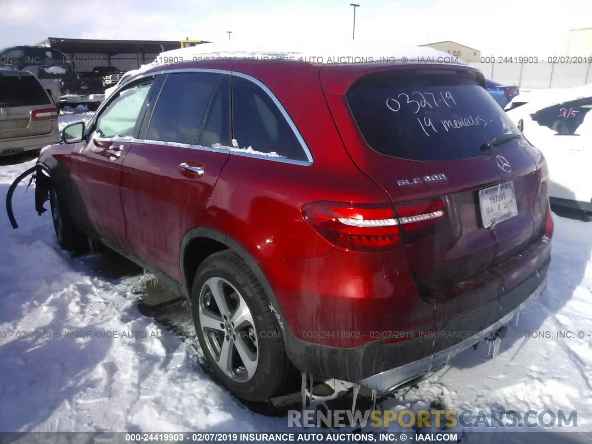 3 Photograph of a damaged car WDC0G4KB6KF572802 MERCEDES-BENZ GLC 2019