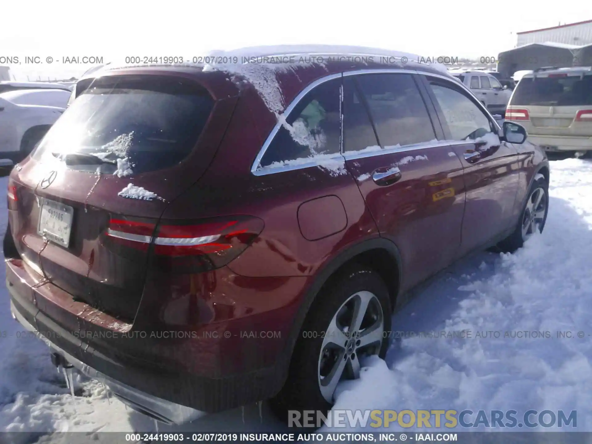 4 Photograph of a damaged car WDC0G4KB6KF572802 MERCEDES-BENZ GLC 2019