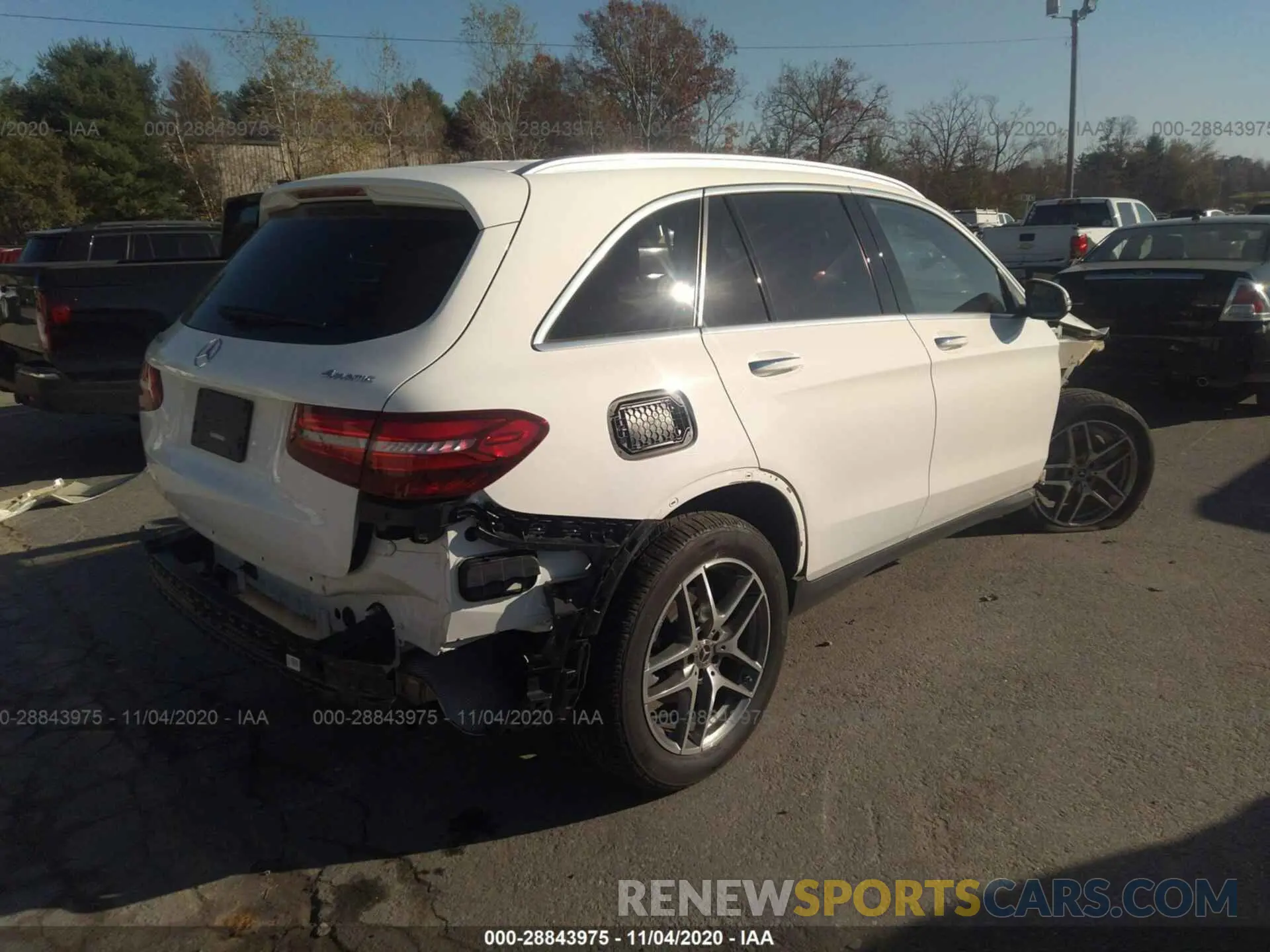 4 Photograph of a damaged car WDC0G4KB6KV144038 MERCEDES-BENZ GLC 2019