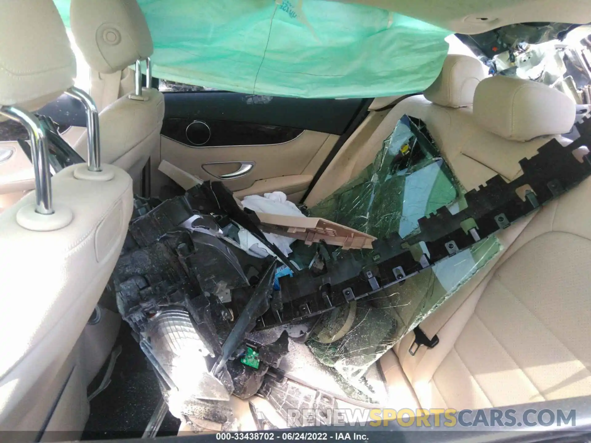 8 Photograph of a damaged car WDC0G4KB6KV150180 MERCEDES-BENZ GLC 2019