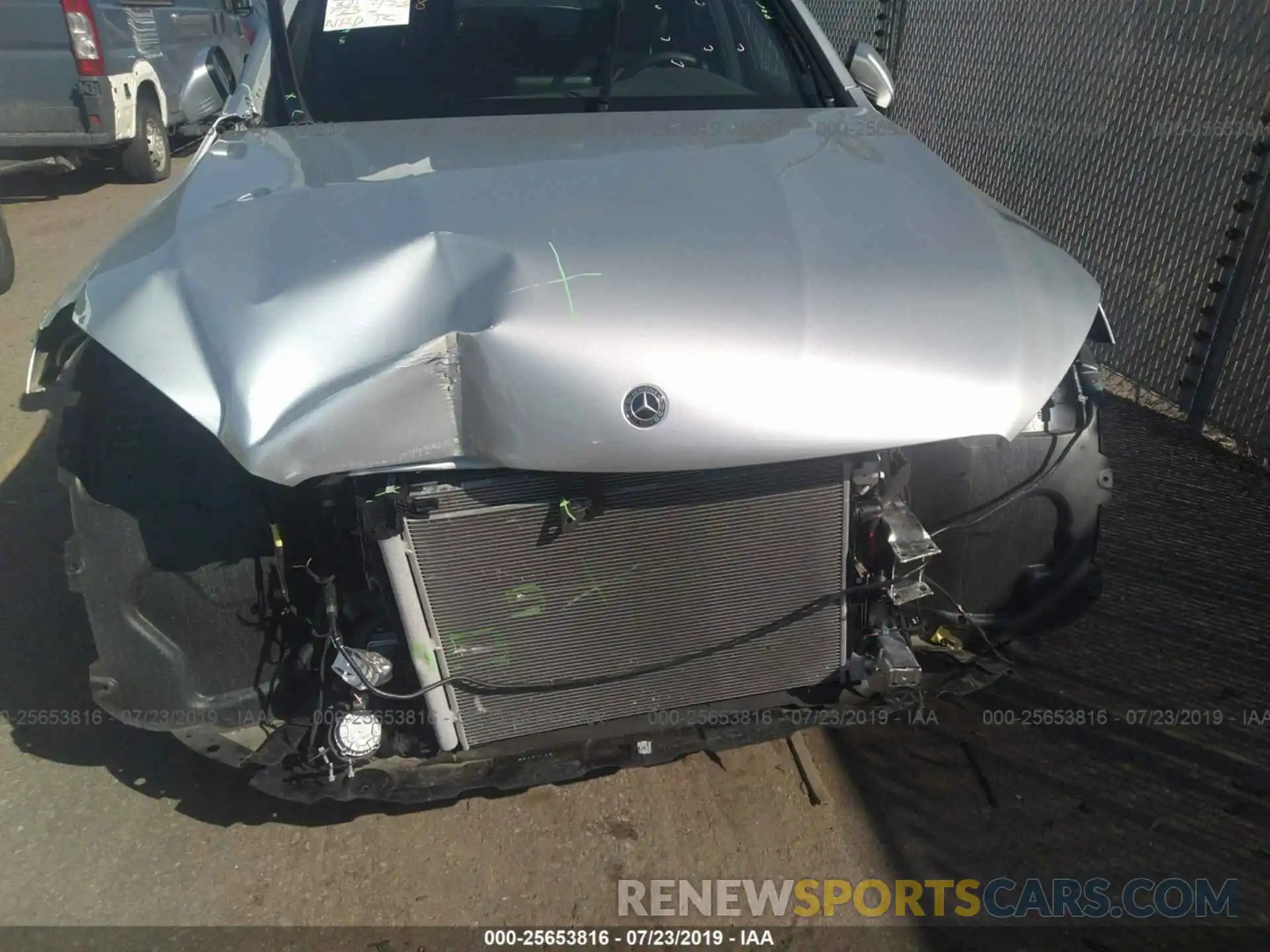 6 Photograph of a damaged car WDC0G4KB6KV166170 MERCEDES-BENZ GLC 2019