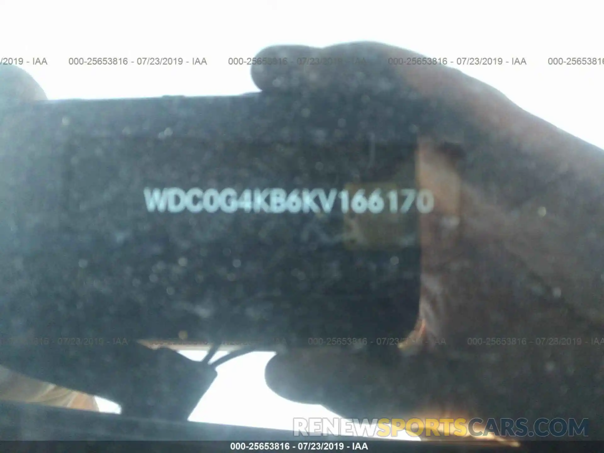 9 Photograph of a damaged car WDC0G4KB6KV166170 MERCEDES-BENZ GLC 2019