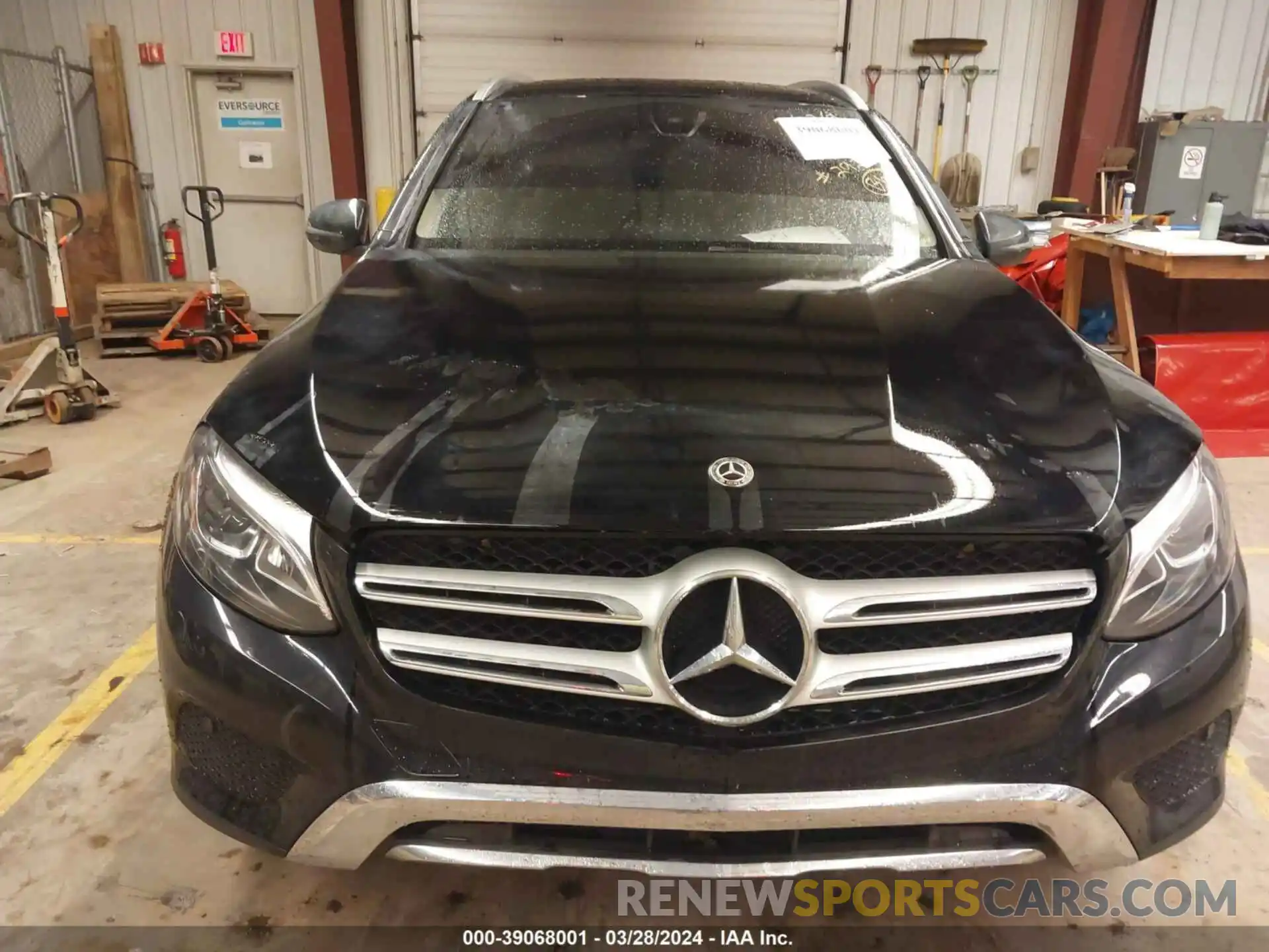 12 Photograph of a damaged car WDC0G4KB9KV184937 MERCEDES-BENZ GLC 2019