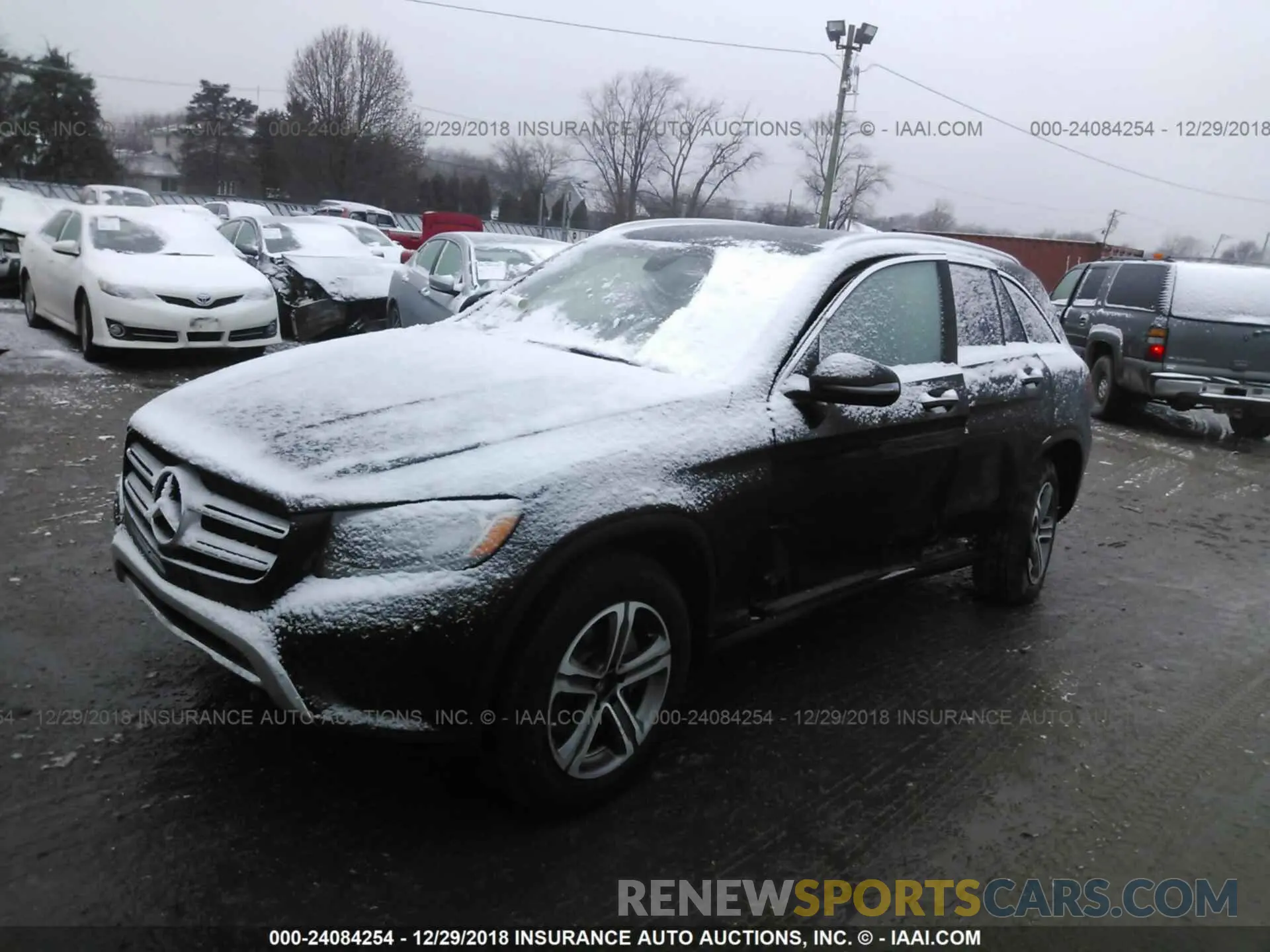 2 Photograph of a damaged car WDC0G4KBXKF486330 MERCEDES-BENZ GLC 2019
