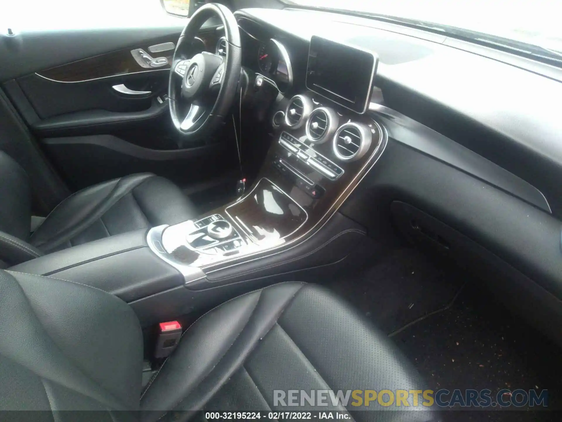 5 Photograph of a damaged car WDC0G4KBXKV160145 MERCEDES-BENZ GLC 2019