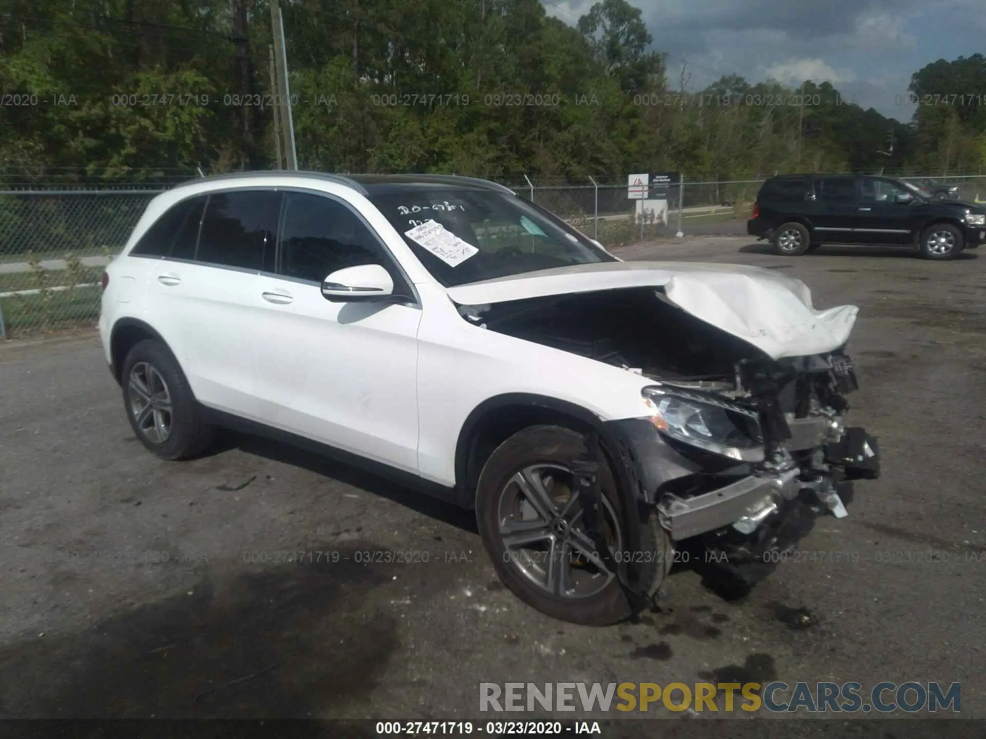 1 Photograph of a damaged car WDC0G4KBXKV160212 MERCEDES-BENZ GLC 2019