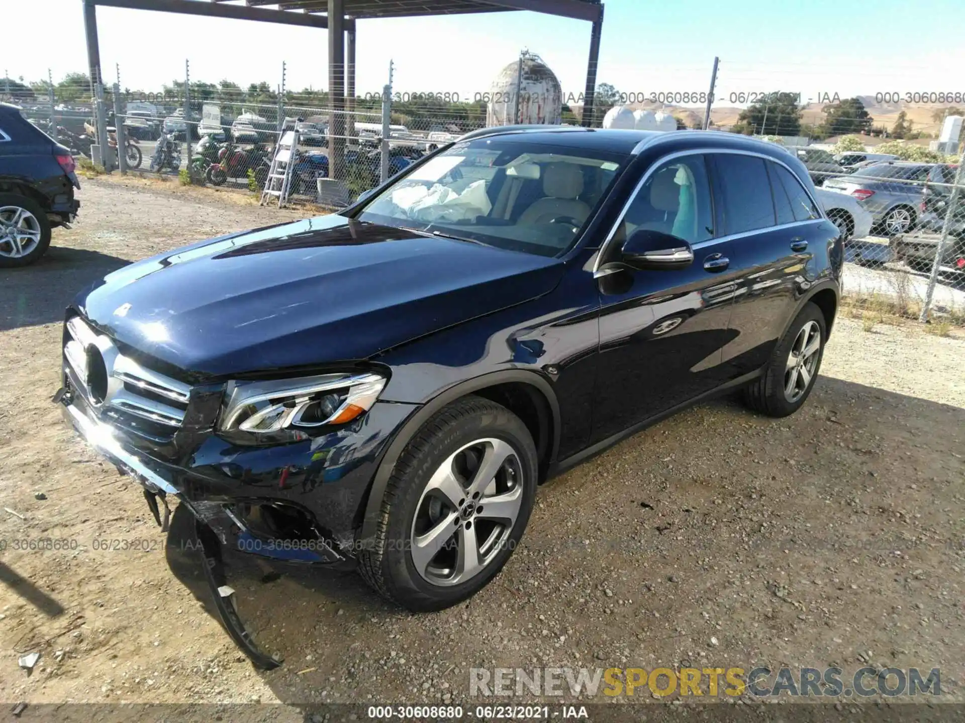 2 Photograph of a damaged car WDC0G4KBXKV169847 MERCEDES-BENZ GLC 2019