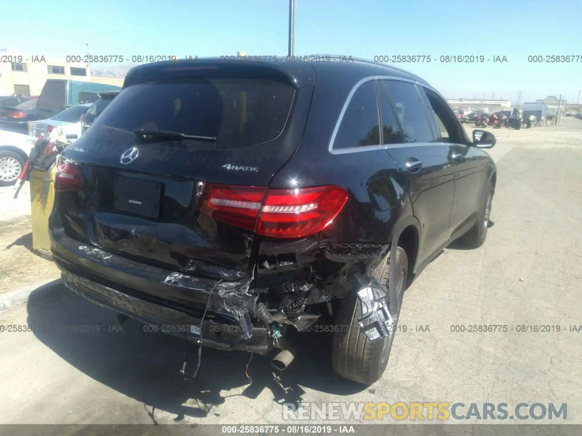 4 Photograph of a damaged car WDC0G5EB0KF563708 MERCEDES-BENZ GLC 2019