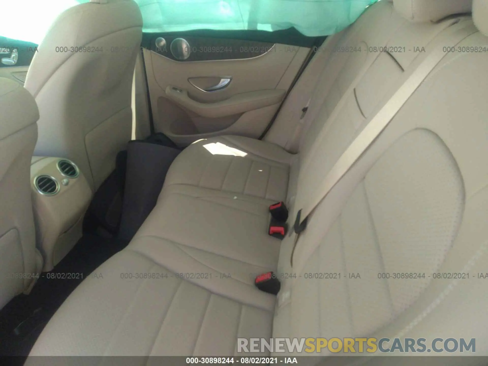 8 Photograph of a damaged car WDC0G5EB0KF623938 MERCEDES-BENZ GLC 2019