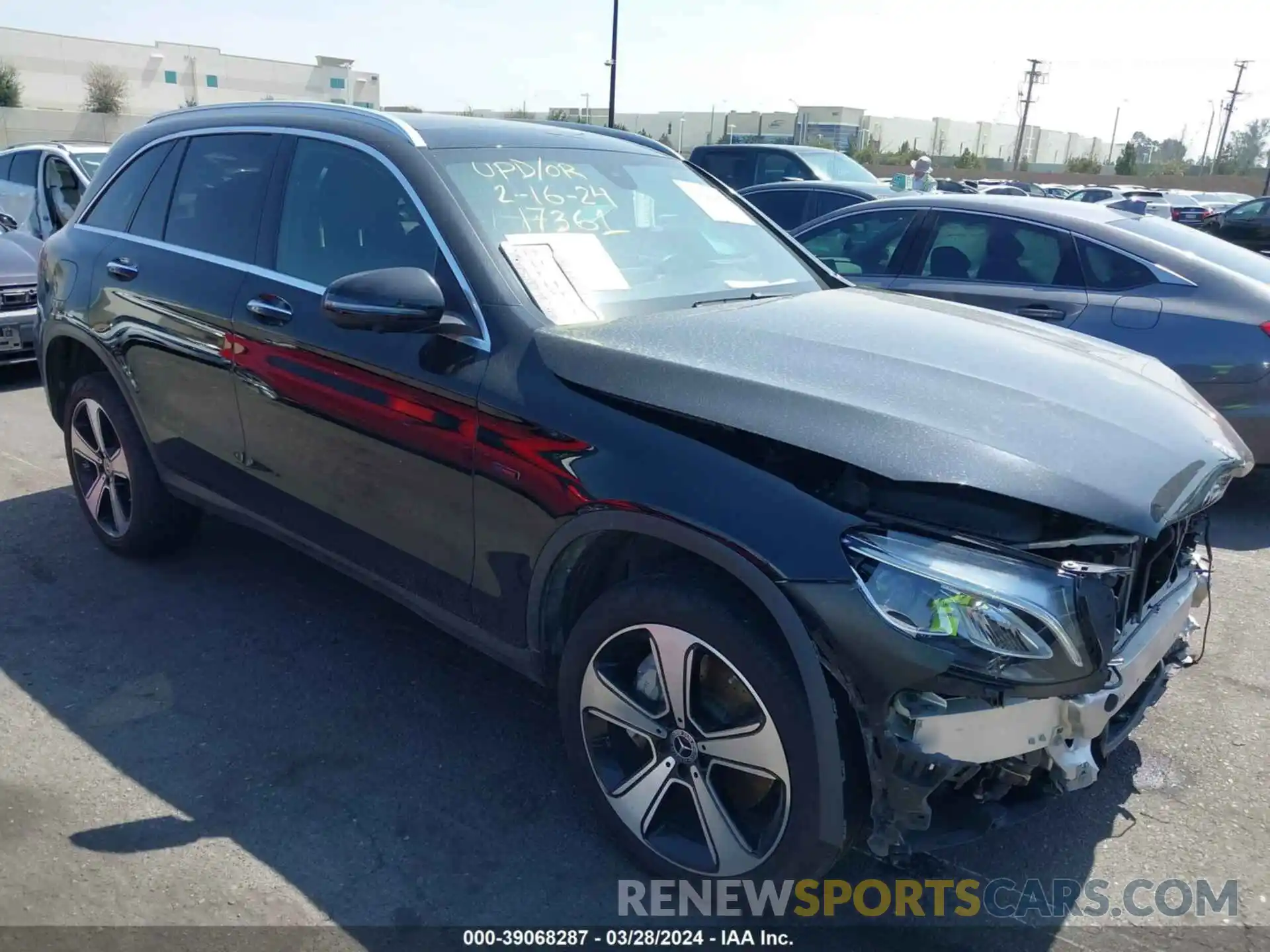 1 Photograph of a damaged car WDC0G5EB3KF594631 MERCEDES-BENZ GLC 2019