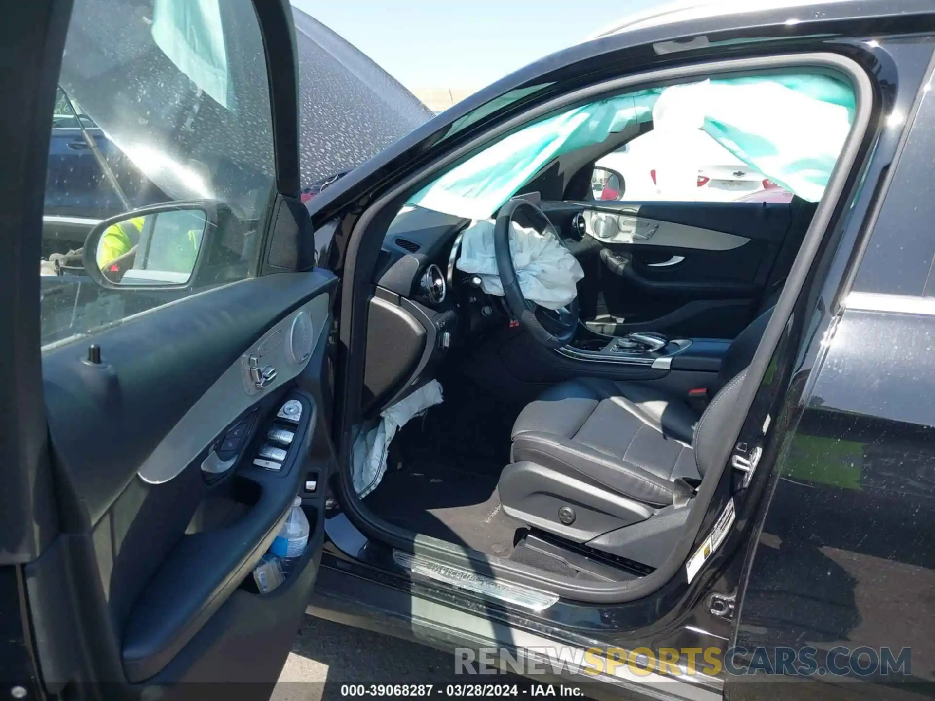 5 Photograph of a damaged car WDC0G5EB3KF594631 MERCEDES-BENZ GLC 2019