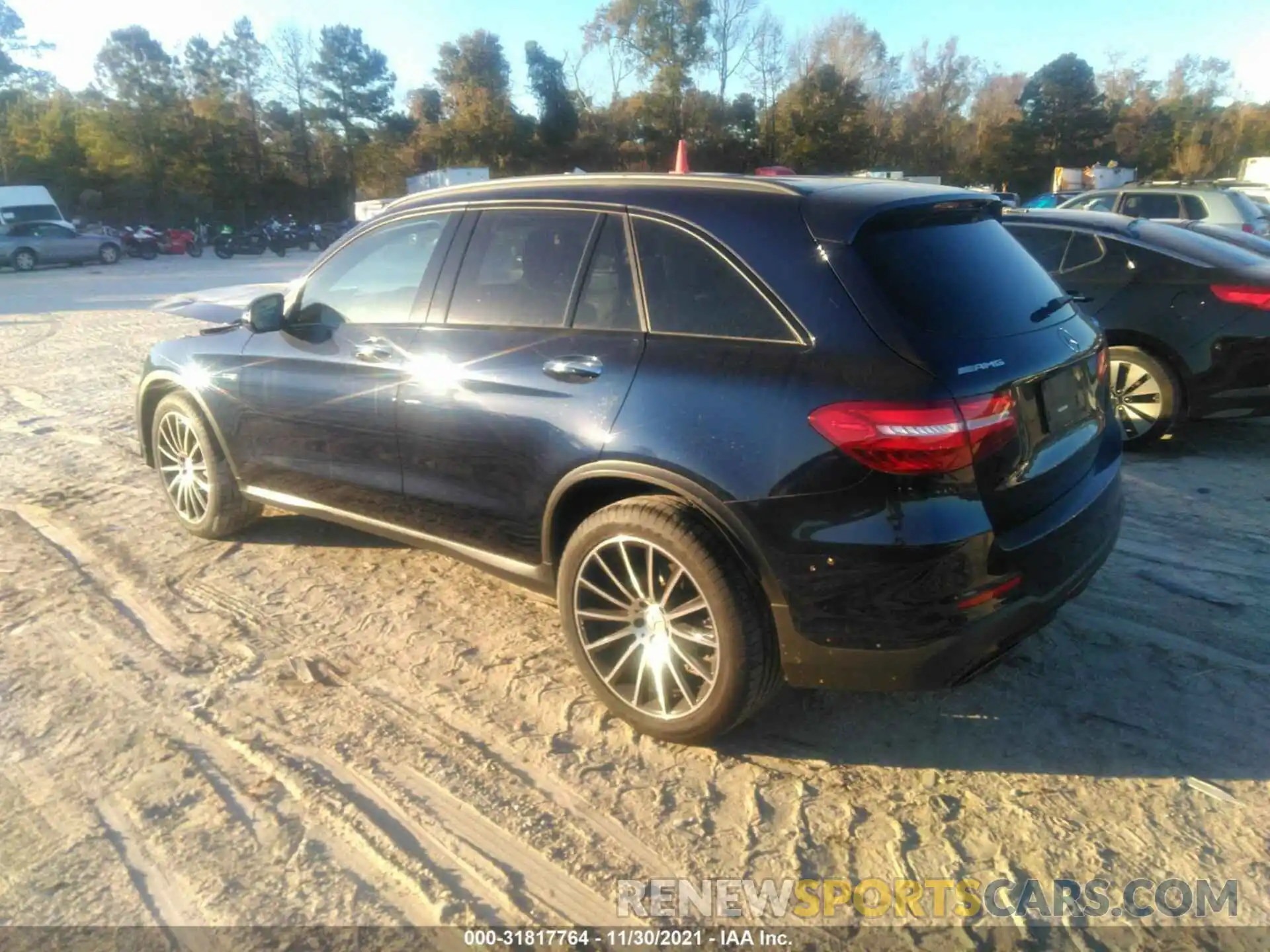 3 Photograph of a damaged car WDC0G6EB9KF616332 MERCEDES-BENZ GLC 2019