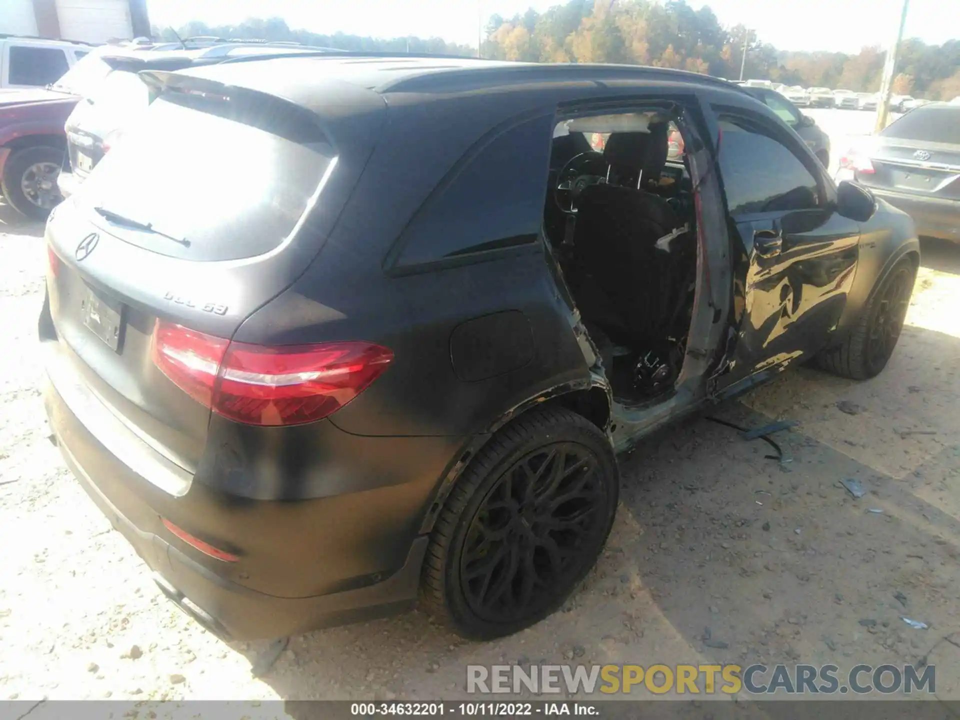 4 Photograph of a damaged car WDC0G8JB4KF488308 MERCEDES-BENZ GLC 2019