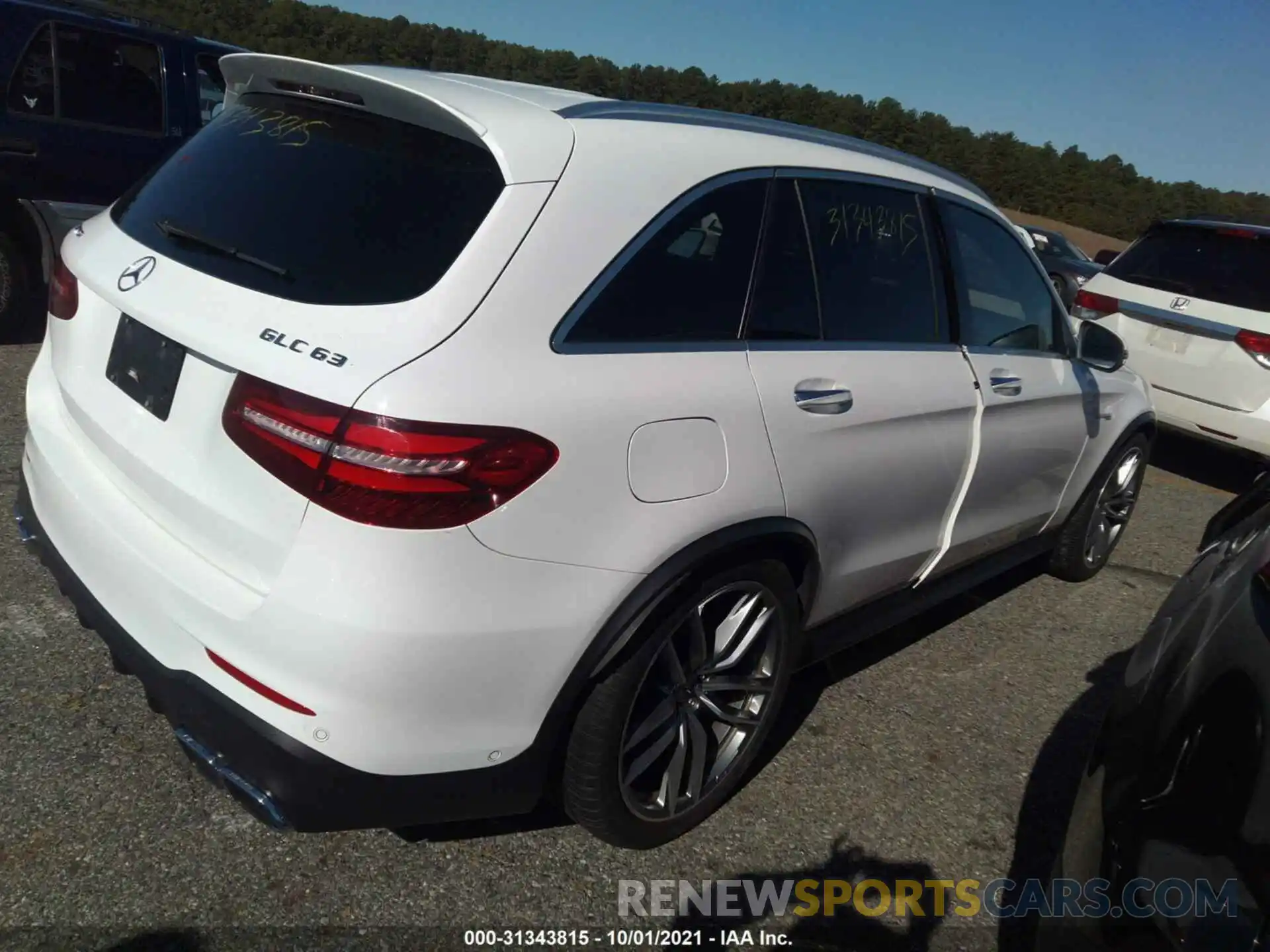 4 Photograph of a damaged car WDC0G8JB4KF499132 MERCEDES-BENZ GLC 2019