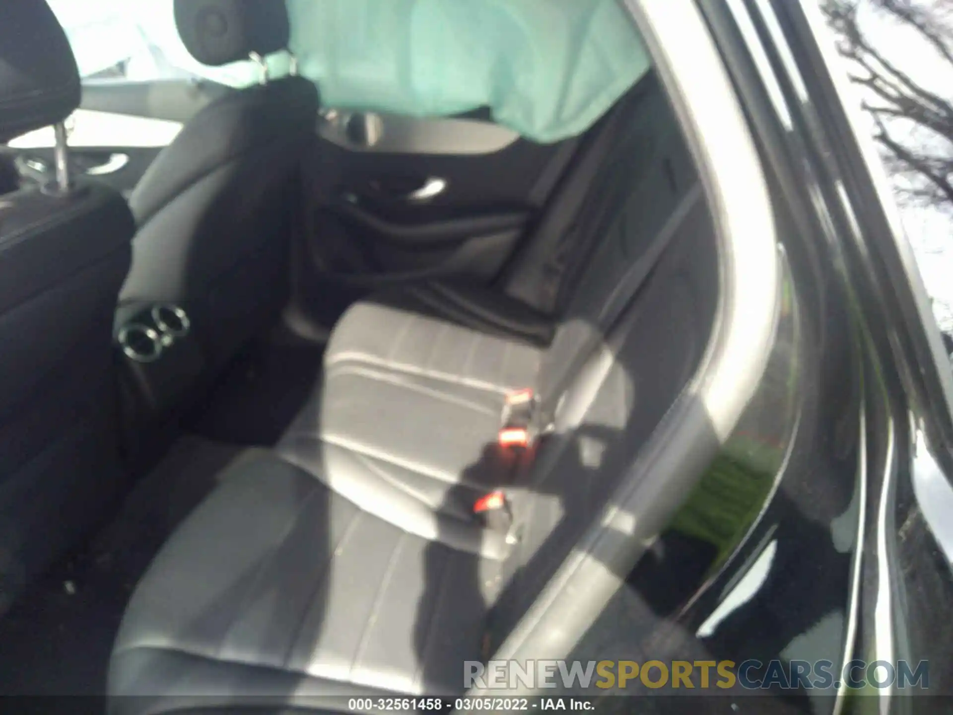 8 Photograph of a damaged car WDC0J4KB1KF632874 MERCEDES-BENZ GLC 2019