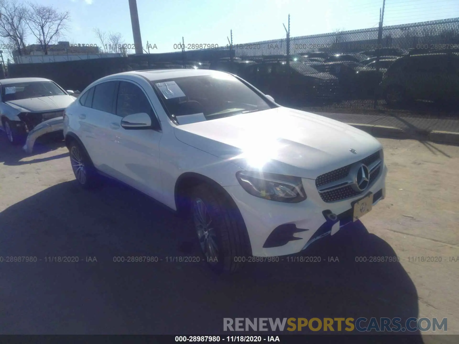 1 Photograph of a damaged car WDC0J4KB8KF665094 MERCEDES-BENZ GLC 2019