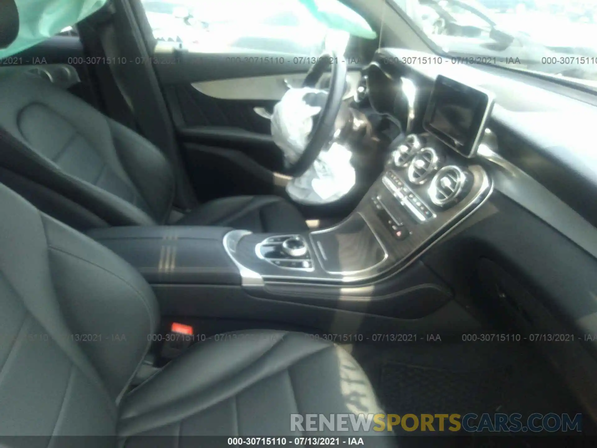 5 Photograph of a damaged car WDC0J4KB9KF604997 MERCEDES-BENZ GLC 2019