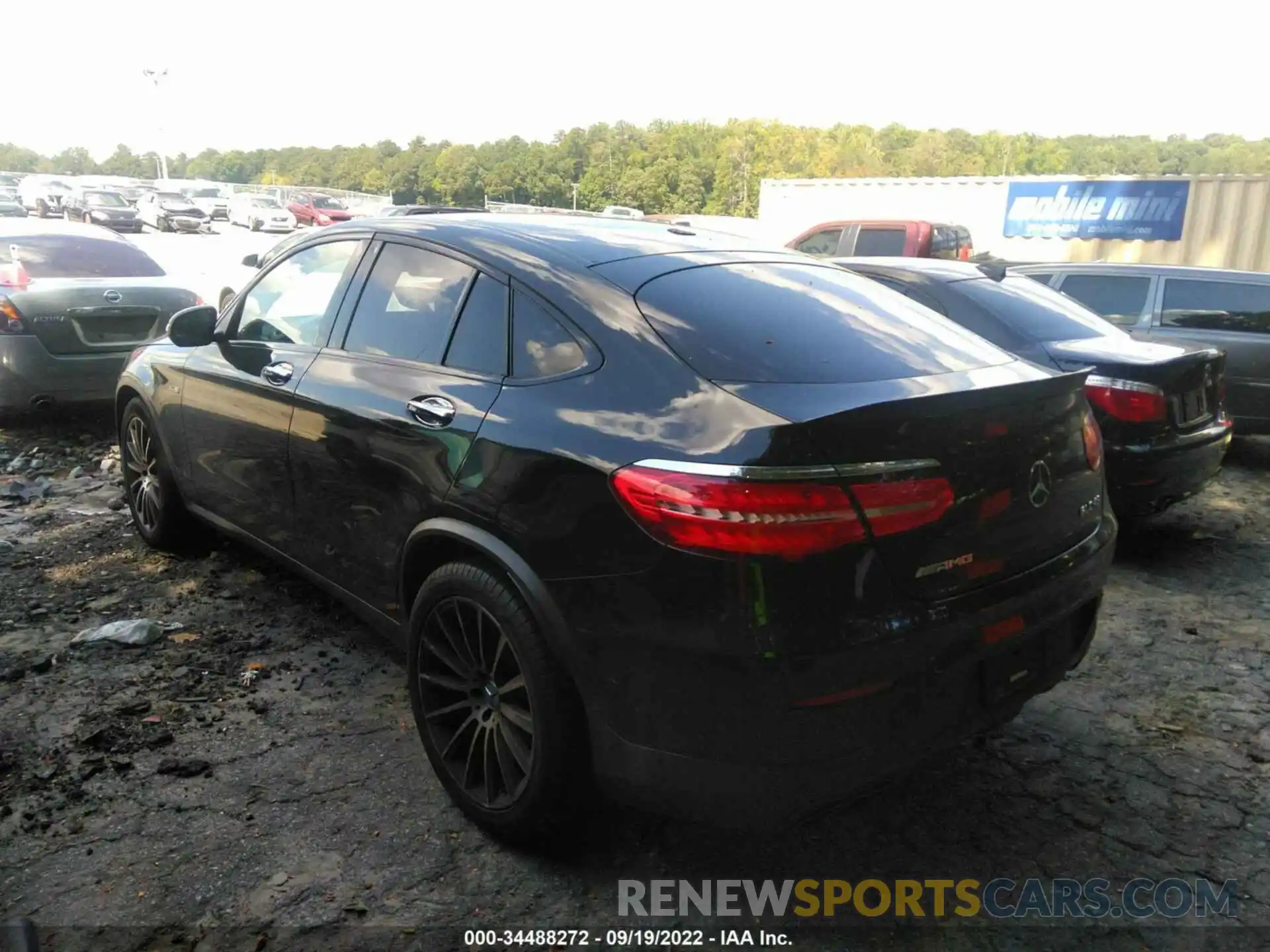 3 Photograph of a damaged car WDC0J6EB7KF624768 MERCEDES-BENZ GLC 2019