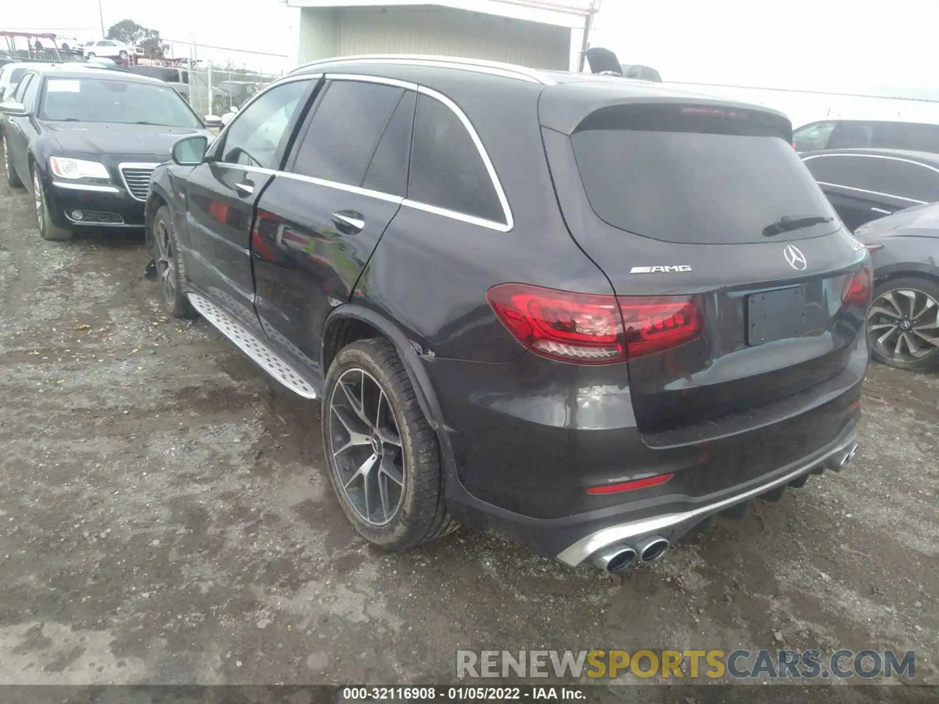 3 Photograph of a damaged car W1N0G6EB6LF774918 MERCEDES-BENZ GLC 2020