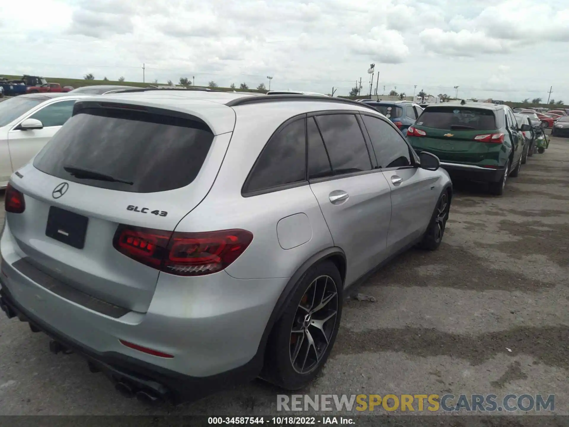 4 Photograph of a damaged car W1N0G6EB7LF787905 MERCEDES-BENZ GLC 2020