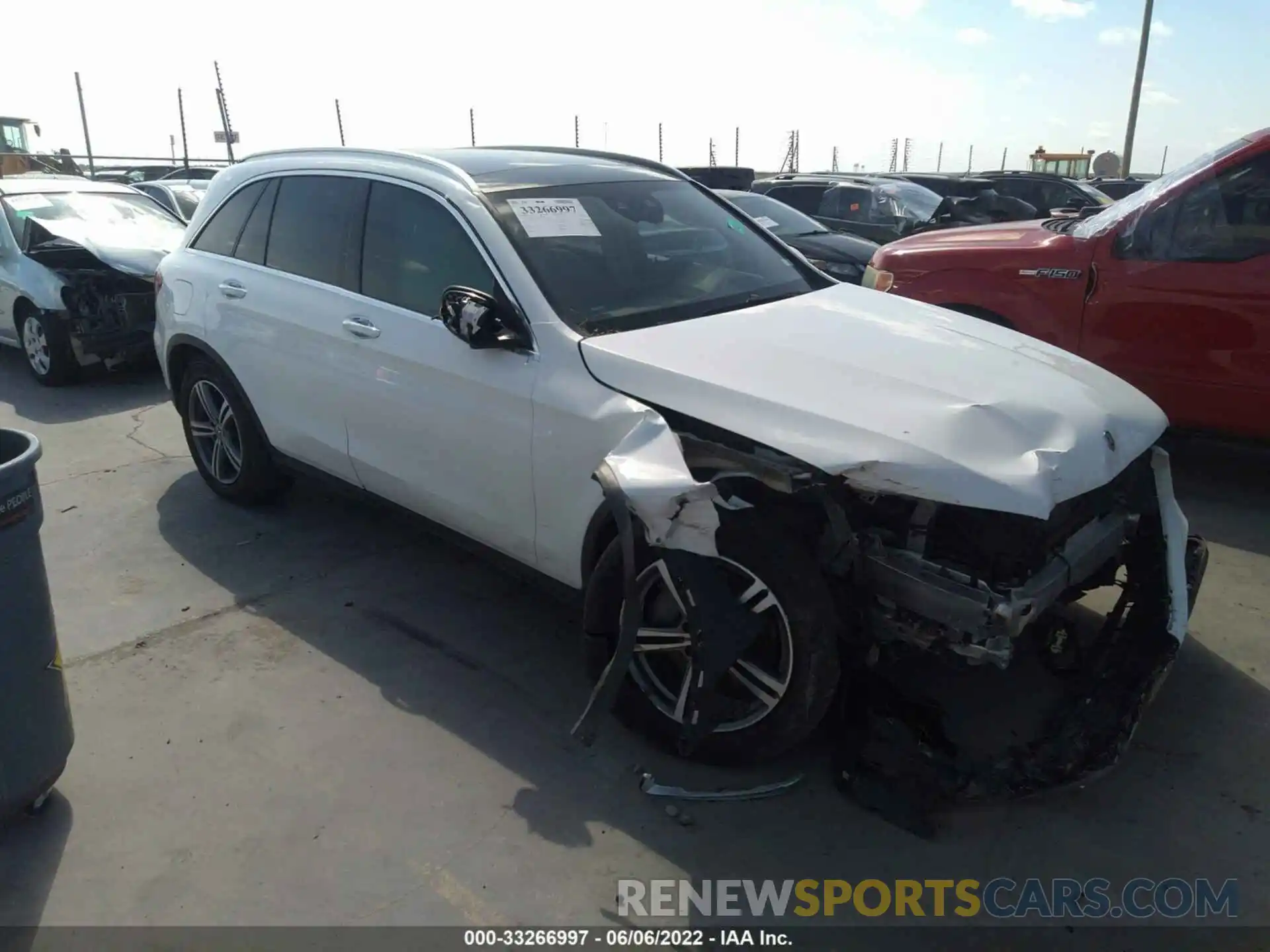 1 Photograph of a damaged car W1N0G8DB4LF765454 MERCEDES-BENZ GLC 2020