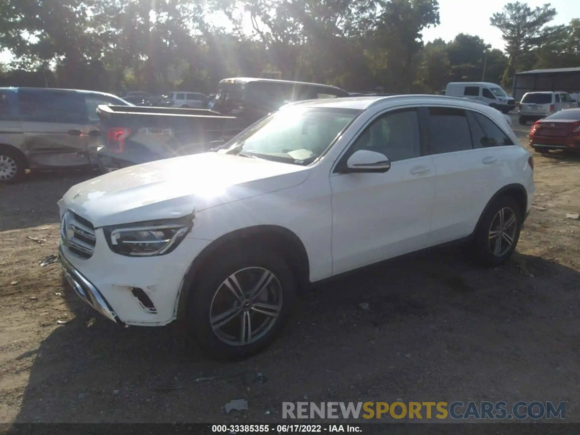 2 Photograph of a damaged car W1N0G8DB5LF865580 MERCEDES-BENZ GLC 2020