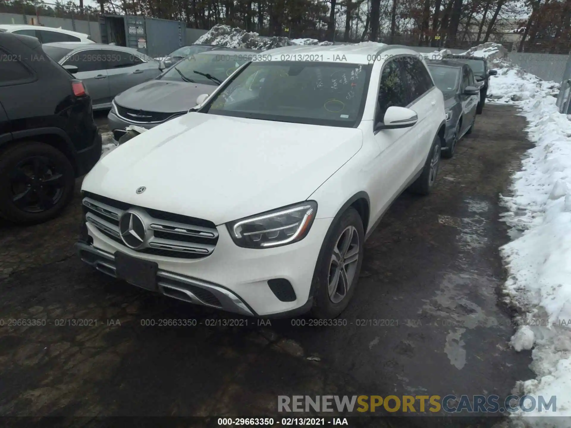 2 Photograph of a damaged car W1N0G8DB9LF772402 MERCEDES-BENZ GLC 2020