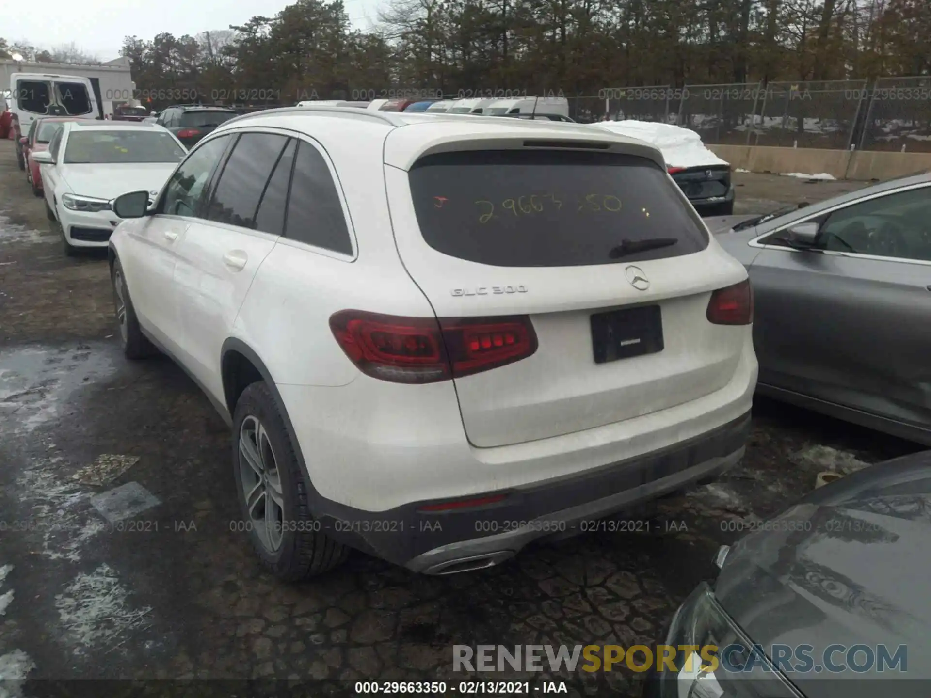 3 Photograph of a damaged car W1N0G8DB9LF772402 MERCEDES-BENZ GLC 2020