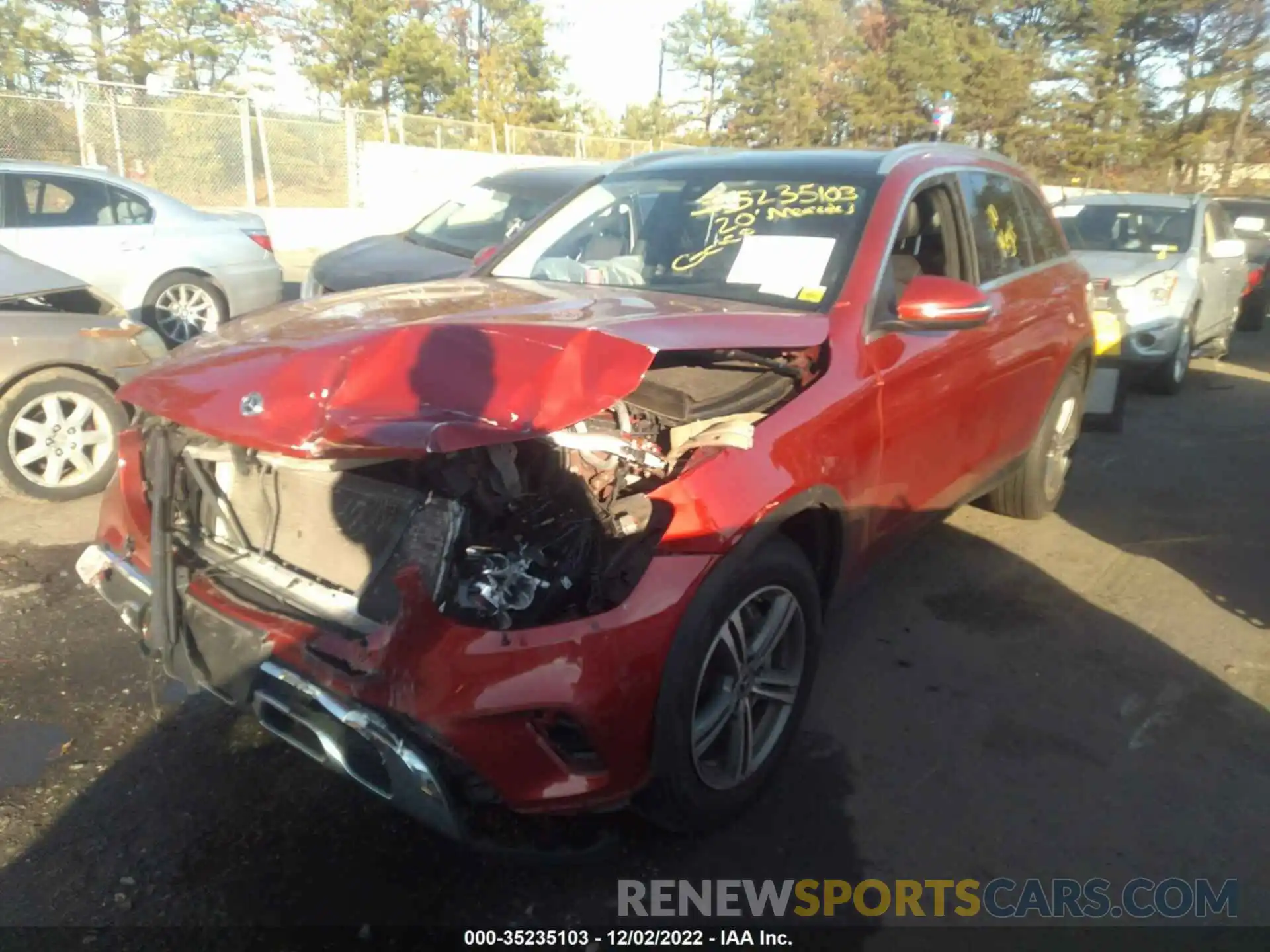 2 Photograph of a damaged car W1N0G8EB2LF839842 MERCEDES-BENZ GLC 2020