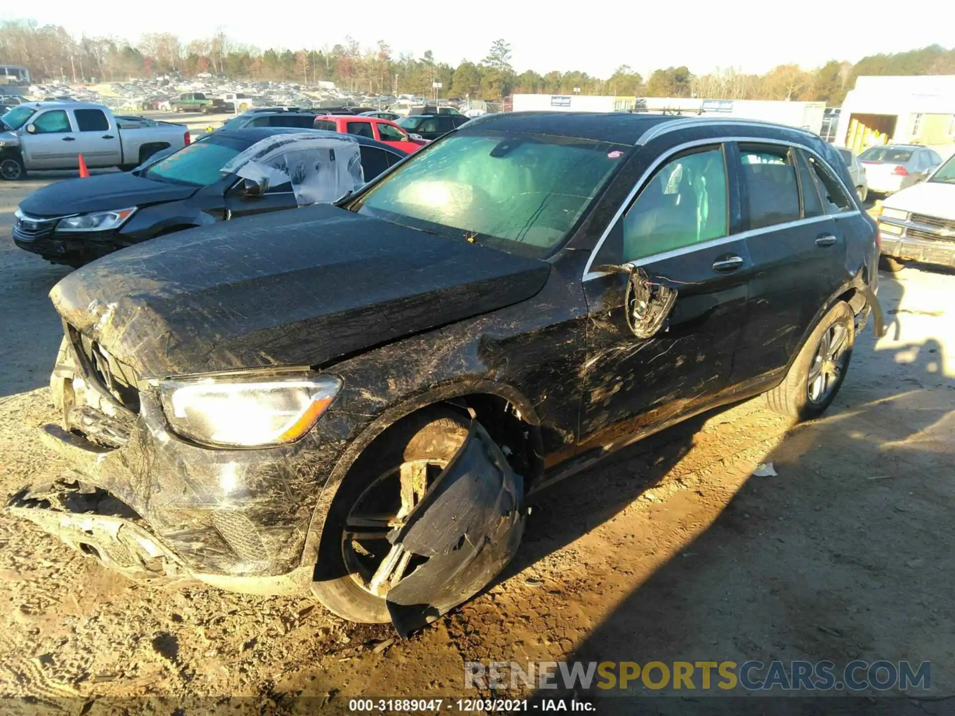 2 Photograph of a damaged car W1N0G8EB3LF768067 MERCEDES-BENZ GLC 2020