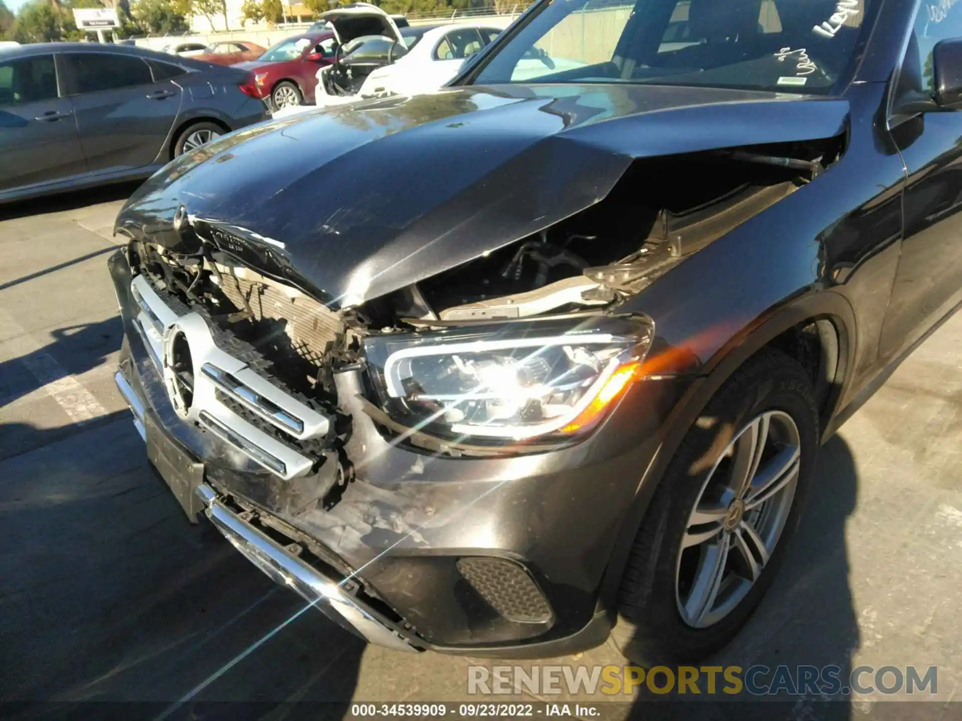 6 Photograph of a damaged car W1N0G8EB3LF815792 MERCEDES-BENZ GLC 2020