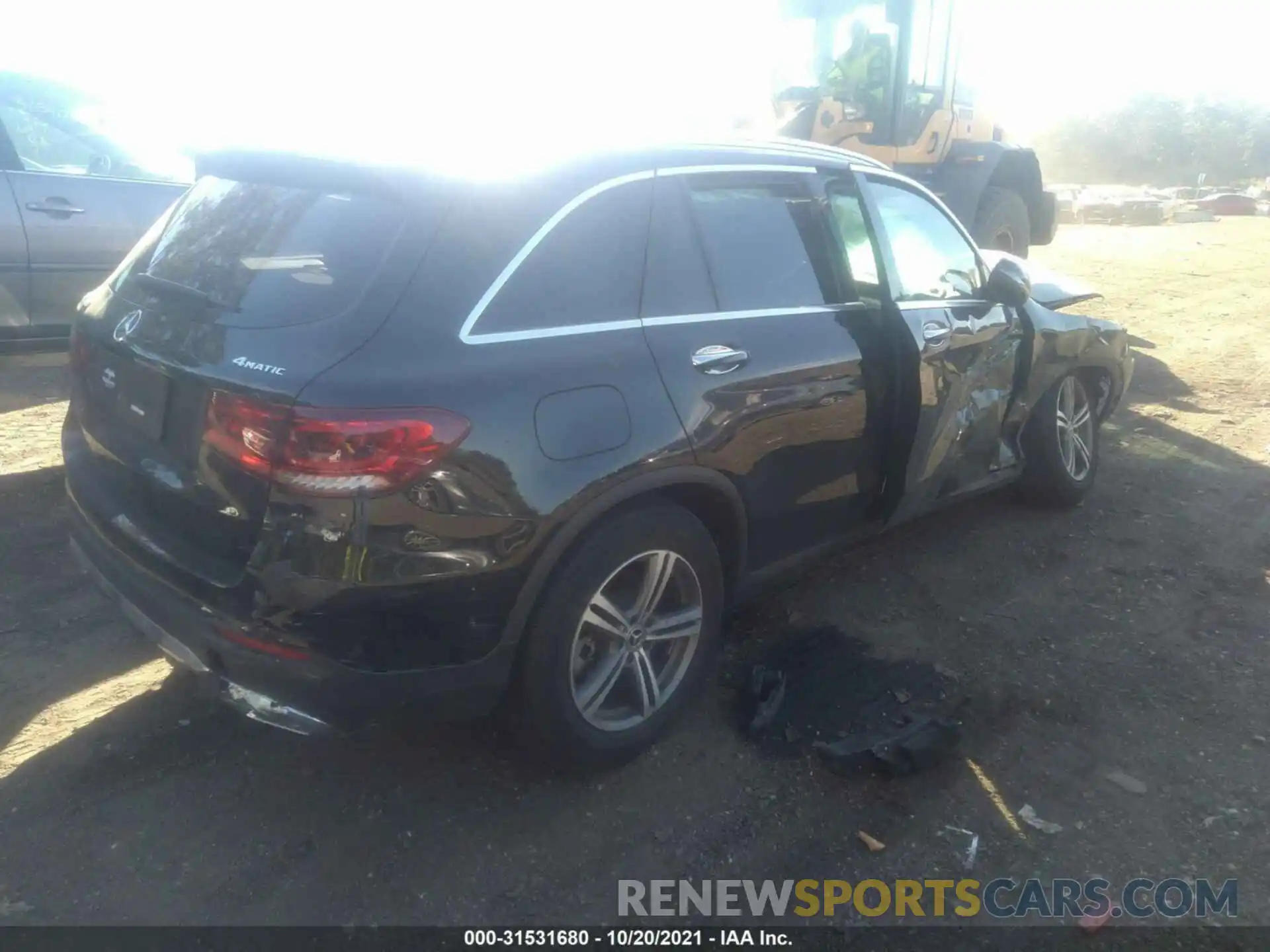 4 Photograph of a damaged car W1N0G8EB3LF817686 MERCEDES-BENZ GLC 2020