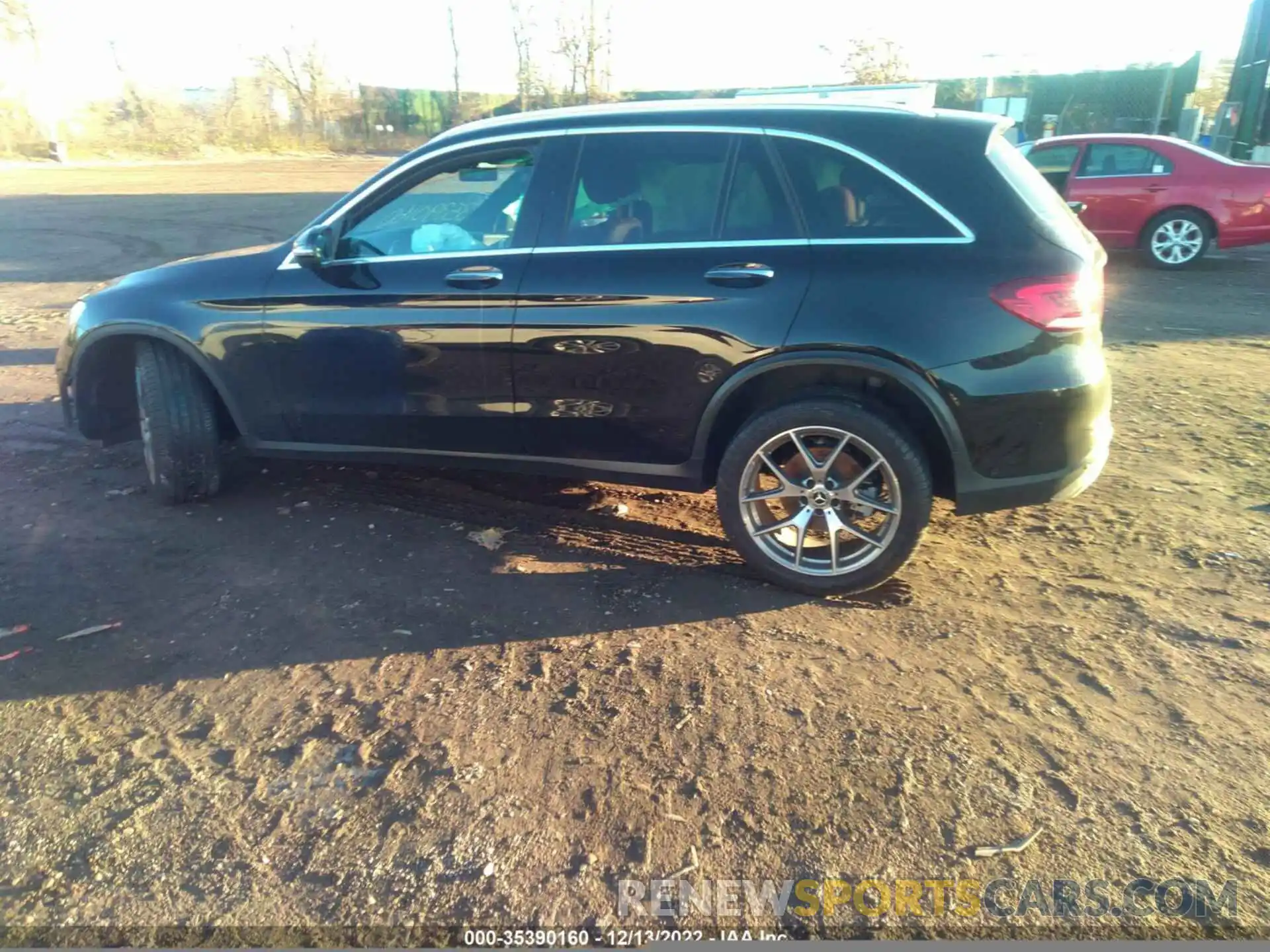 3 Photograph of a damaged car W1N0G8EB3LF864037 MERCEDES-BENZ GLC 2020