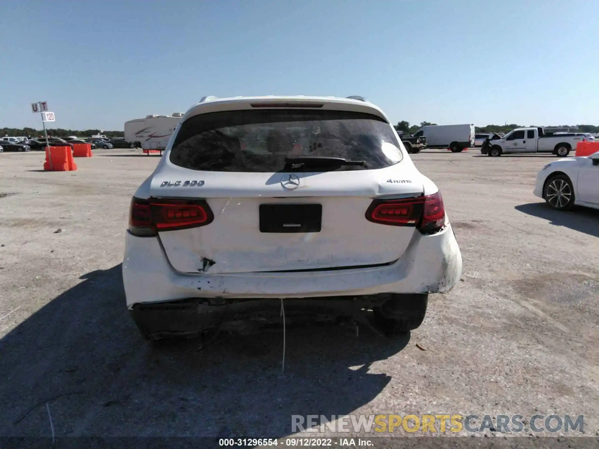 6 Photograph of a damaged car W1N0G8EB5LF862838 MERCEDES-BENZ GLC 2020