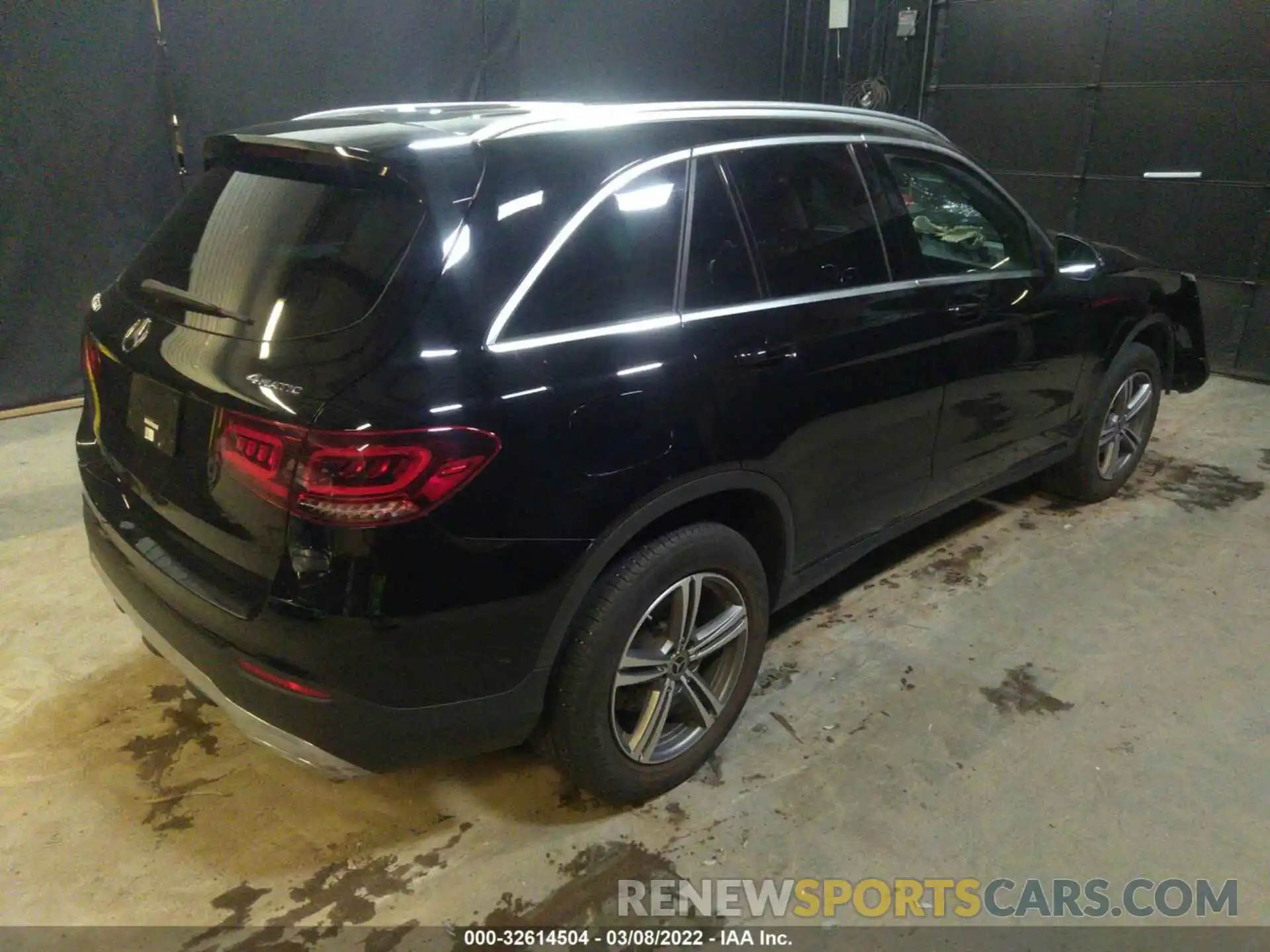 4 Photograph of a damaged car W1N0G8EBXLF840429 MERCEDES-BENZ GLC 2020