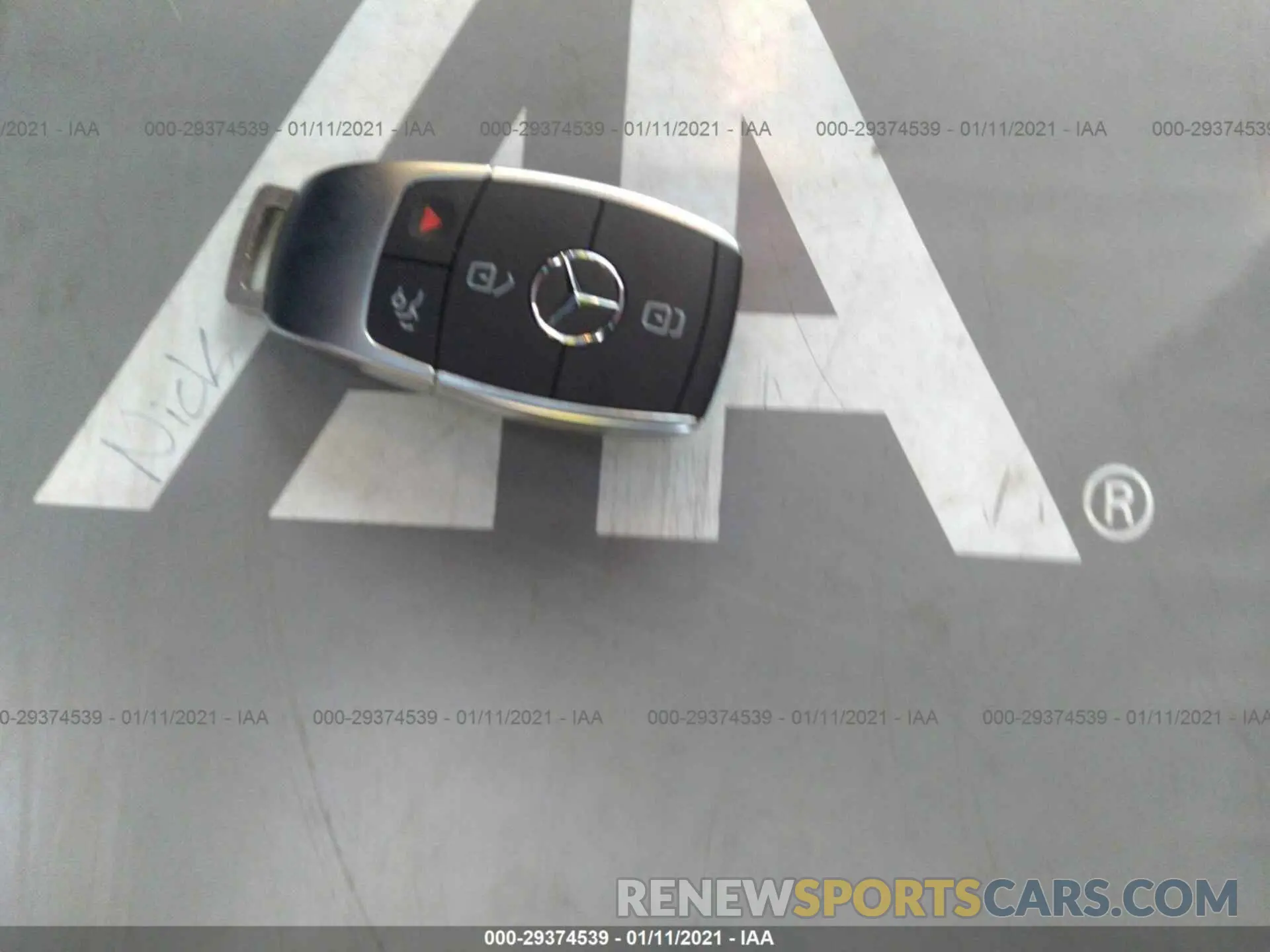 11 Photograph of a damaged car WDC0G8DB4LF693382 MERCEDES-BENZ GLC 2020